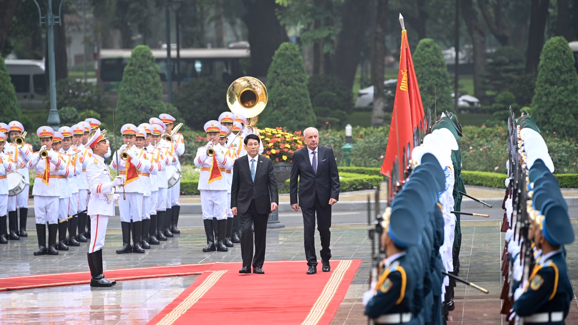 [Foto] Presidente de Vietnam preside ceremonia de bienvenida a su homólogo húngaro