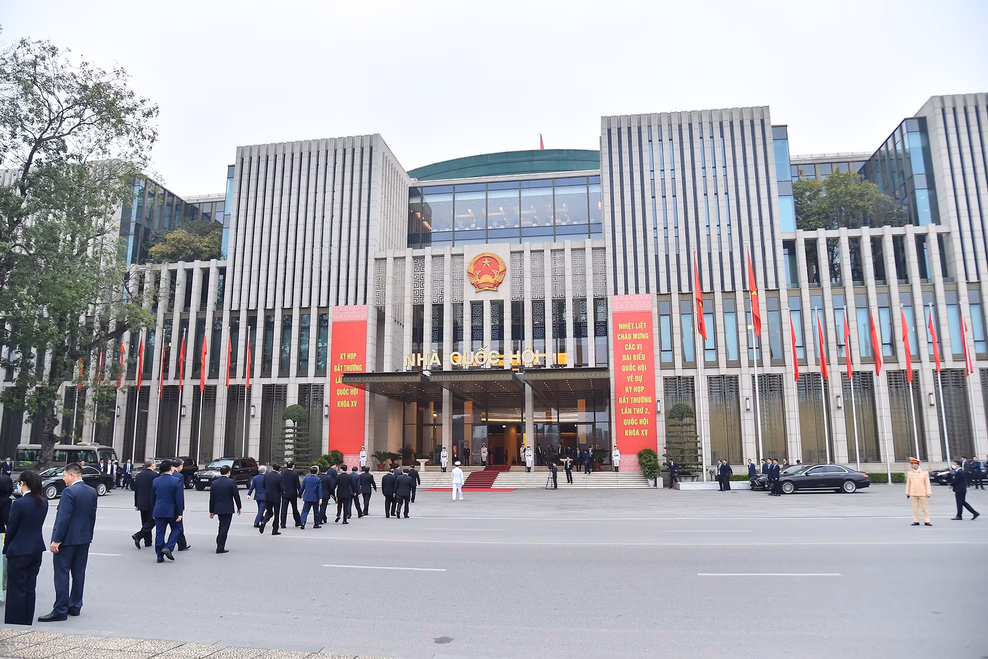 La Casa de la Asamblea Nacional donde tiene lugar la segunda reunión extraordinaria del Parlamento. La Casa de la Asamblea Nacional donde tiene lugar la segunda reunión extraordinaria del Parlamento.