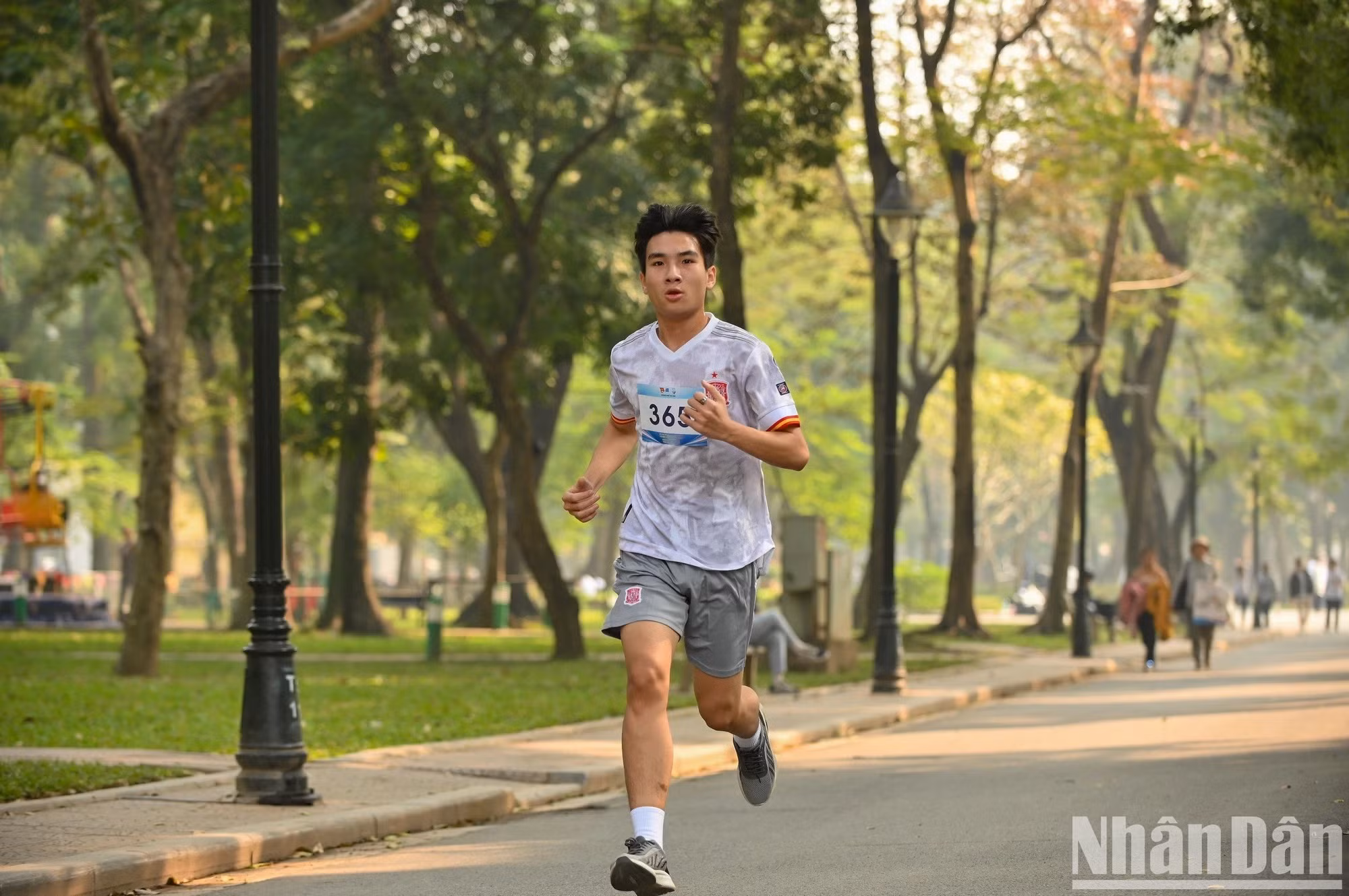 La carrera tiene como objetivo alentar el ejercicio físico entre los jóvenes, con vistas a crear un estilo de vida sano. La carrera tiene como objetivo alentar el ejercicio físico entre los jóvenes, con vistas a crear un estilo de vida sano.