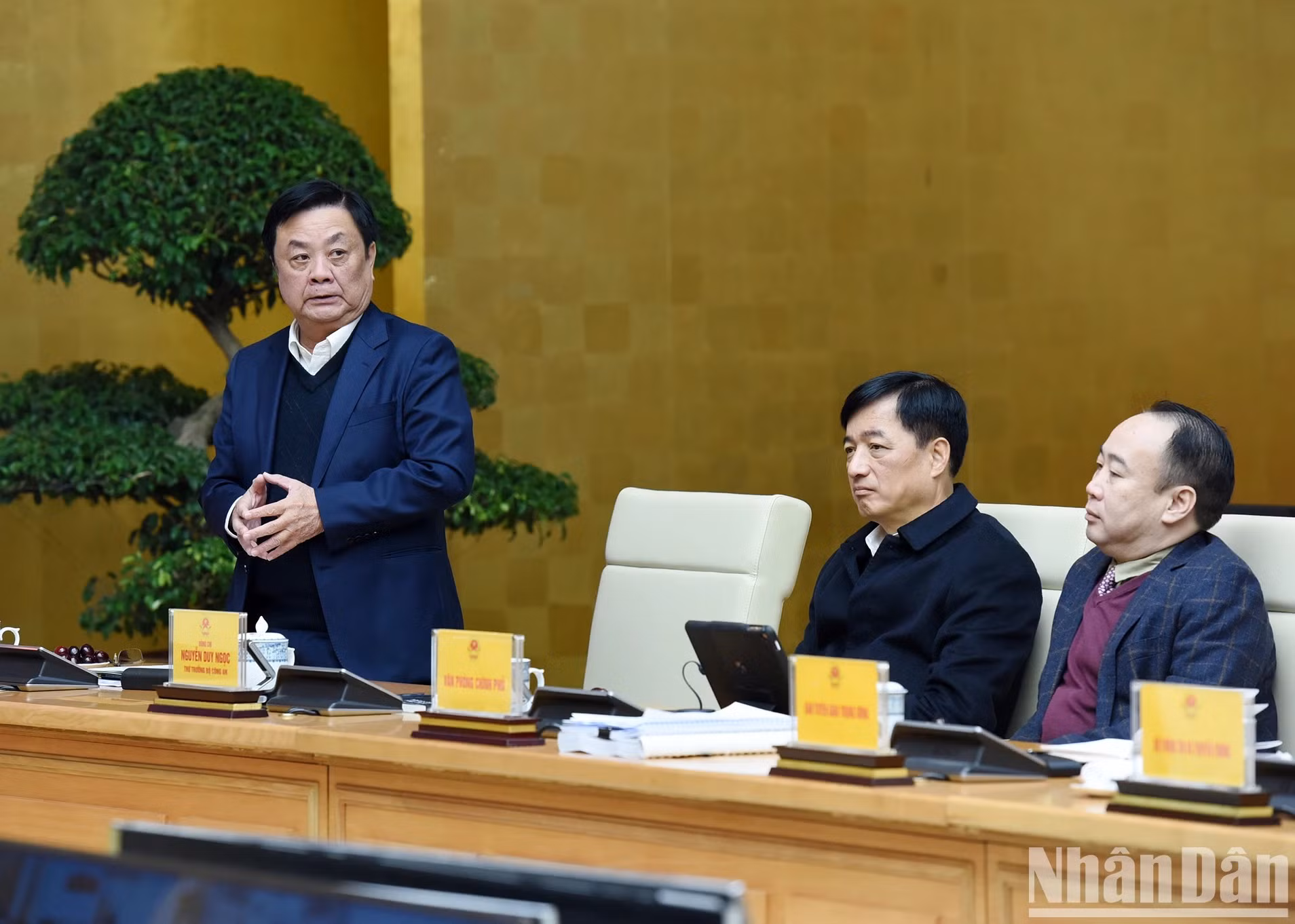 El ministro de Agricultura y Desarrollo Rural Le Minh Hoan subraya la importancia de las industrias culturales.