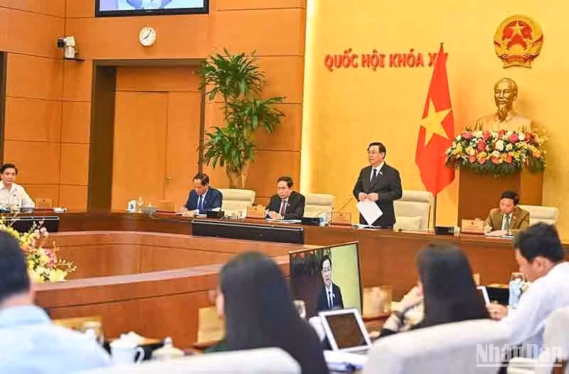 El Comité Permanente de la Asamblea Nacional debate tres proyectos de ley y dos borradores de Resolución de la Asamblea Nacional. Además, se propone la elaboración de un proyecto de Ley de Transformación de Género.