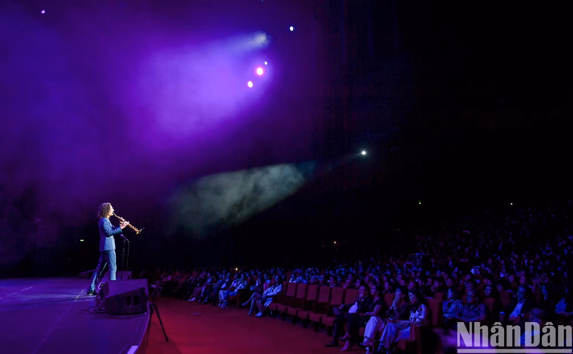 Kenny G regresa a Vietnam tras ocho años con un concierto emocionante el 14 de noviembre.