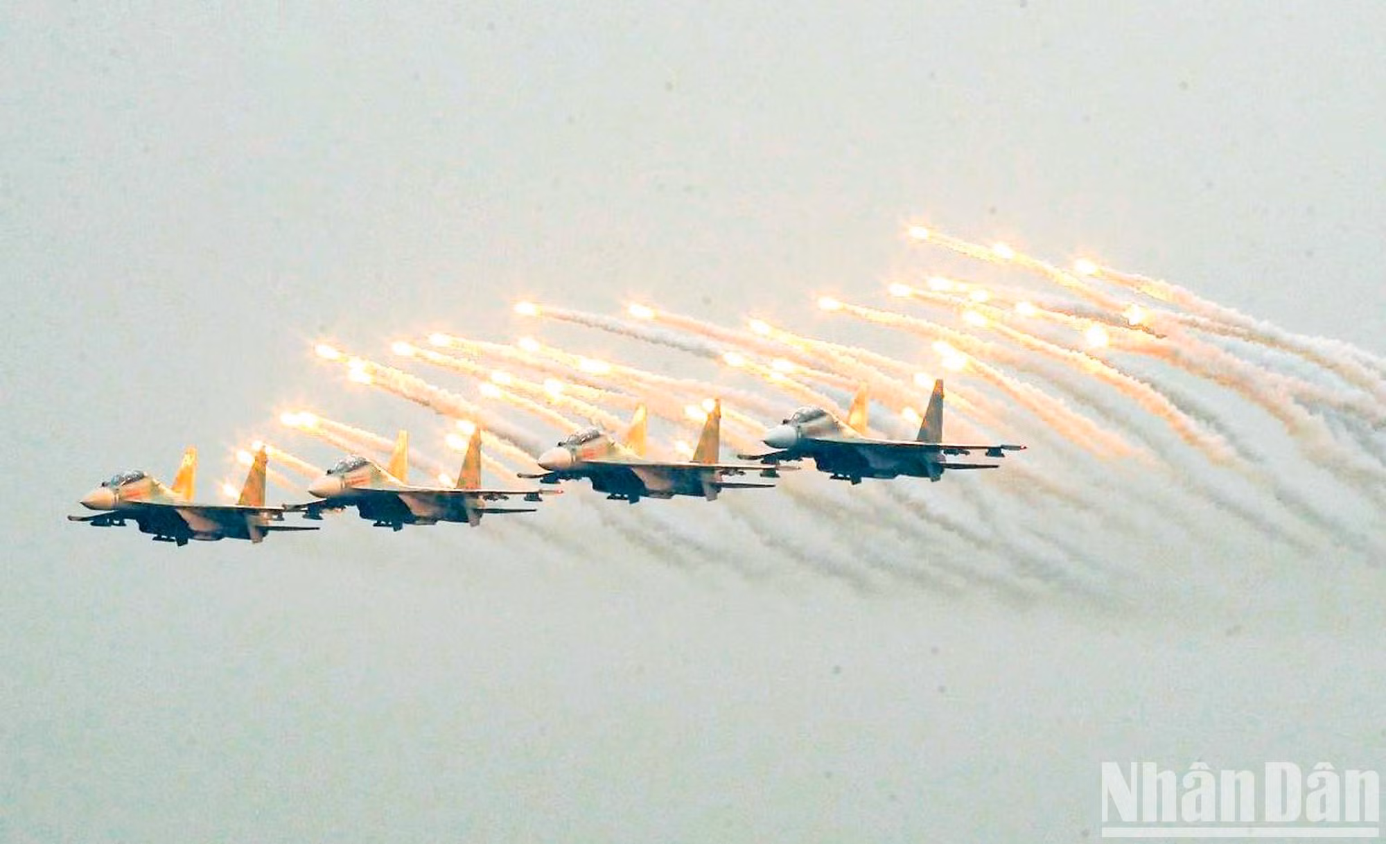 Demostración de los escuadrones Su-30MK2.