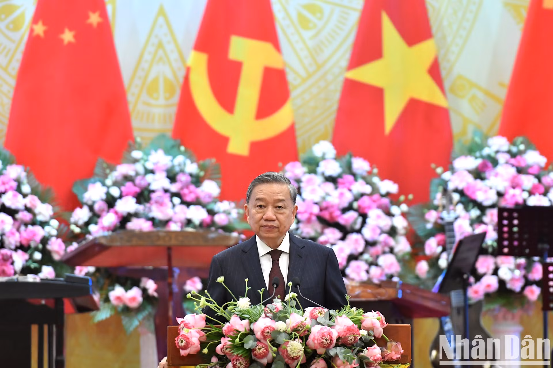 El secretario general del Partido Comunista de Vietnam, To Lam, pronuncia el discurso de bienvenida.