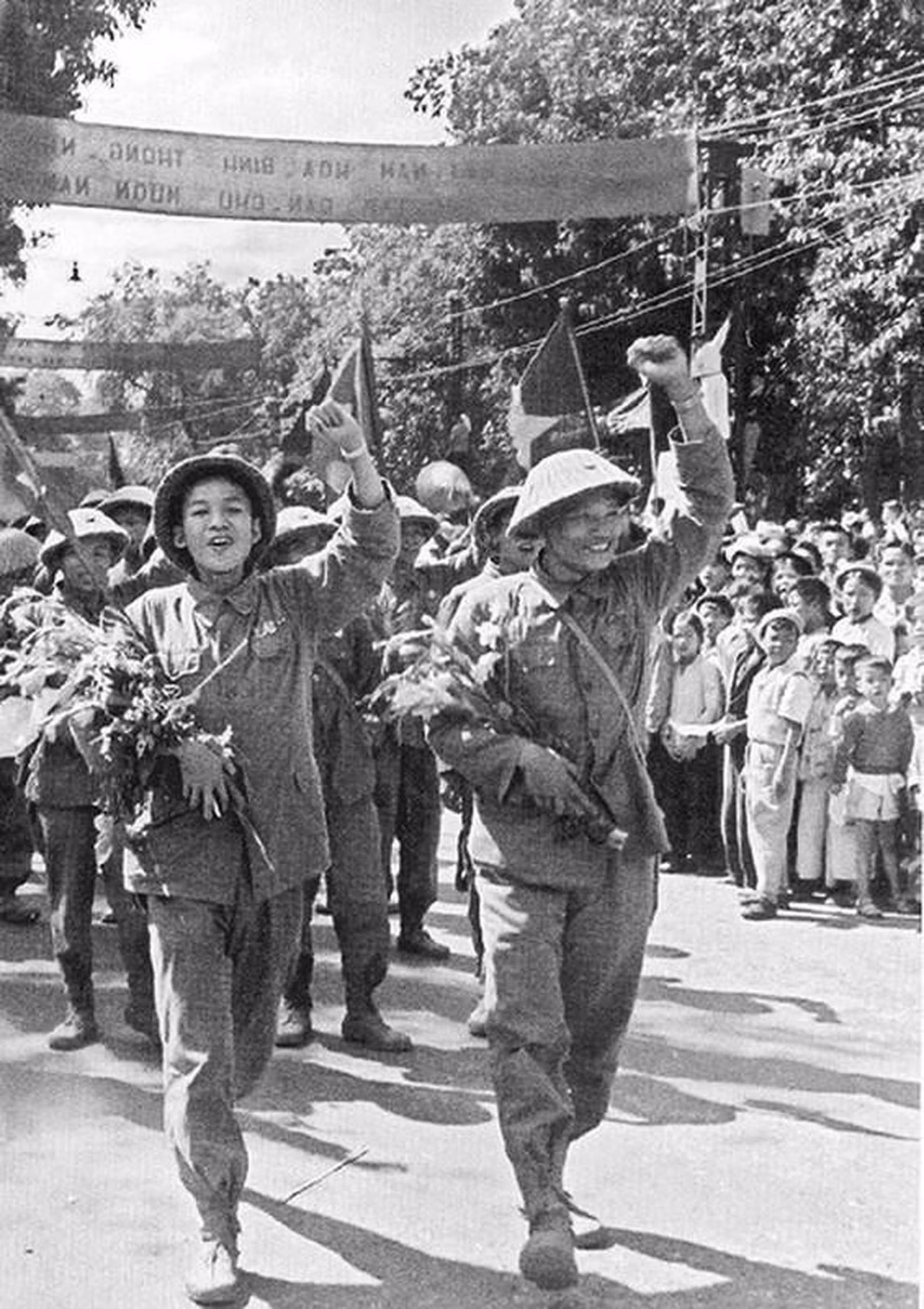 La alegría de los soldados de la División 308.