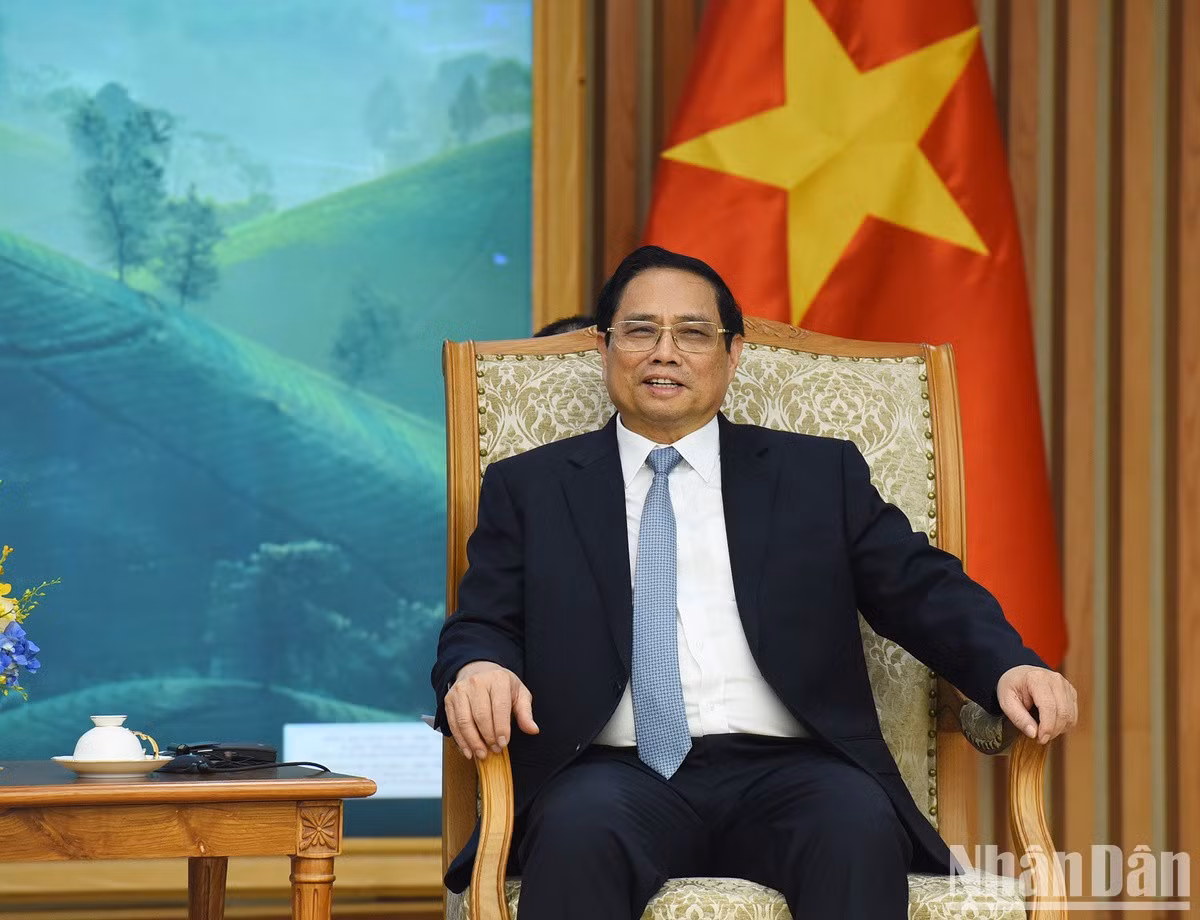 Minh Chinh da sus palabras.