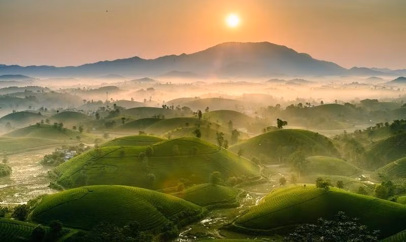 La obra “Saludar al sol” de la fotógrafa Do Thu Quyen obtiene el tercer premio del concurso.