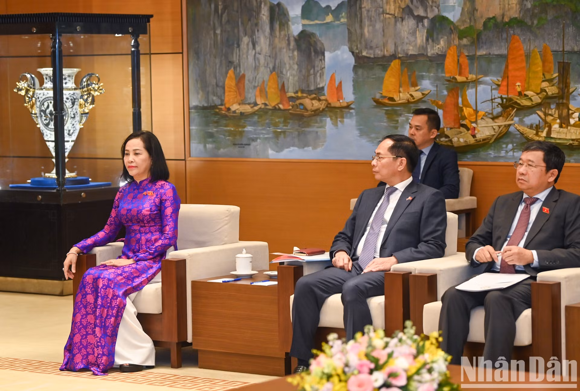Delegados vietnamitas a la reunión.