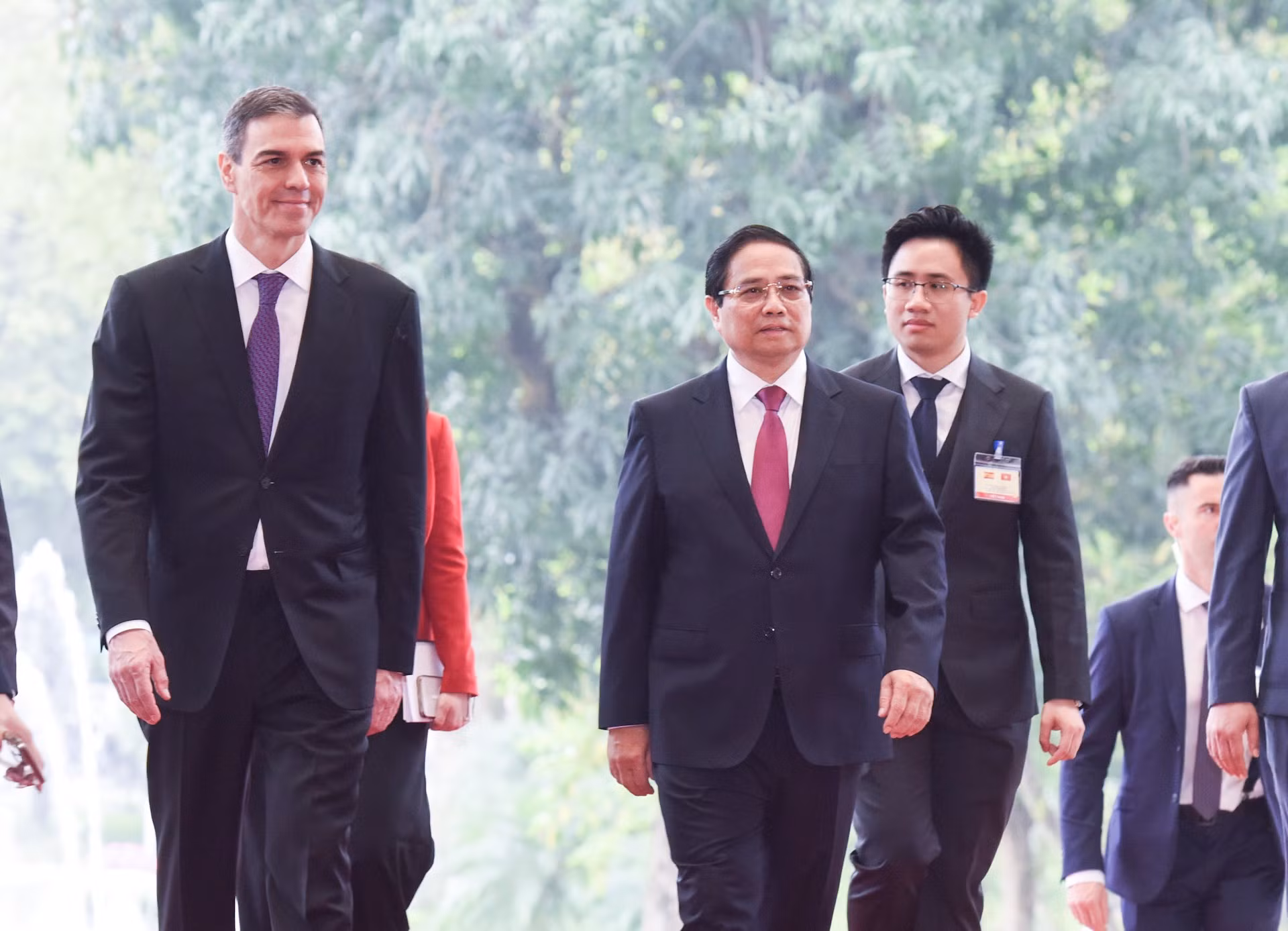 El primer ministro de Vietnam, Pham Minh Chinh, y el presidente del Gobierno de España, Pedro Sánchez.