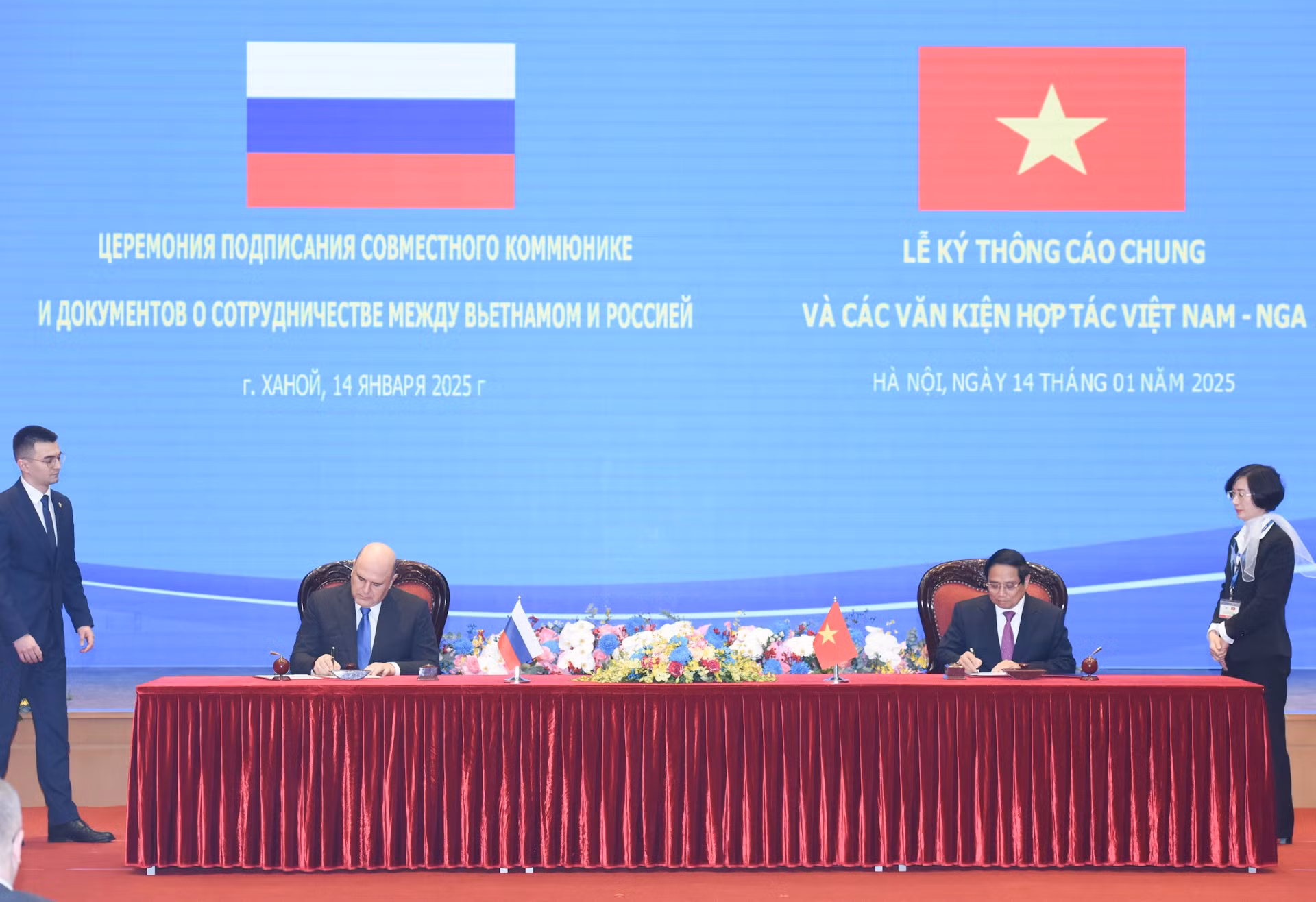 Los dos jefes de Gobierno rubrican un comunicado conjunto sobre esta visita oficial a Vietnam del primer ministro Mikhail Vladimirovich Mishustin.