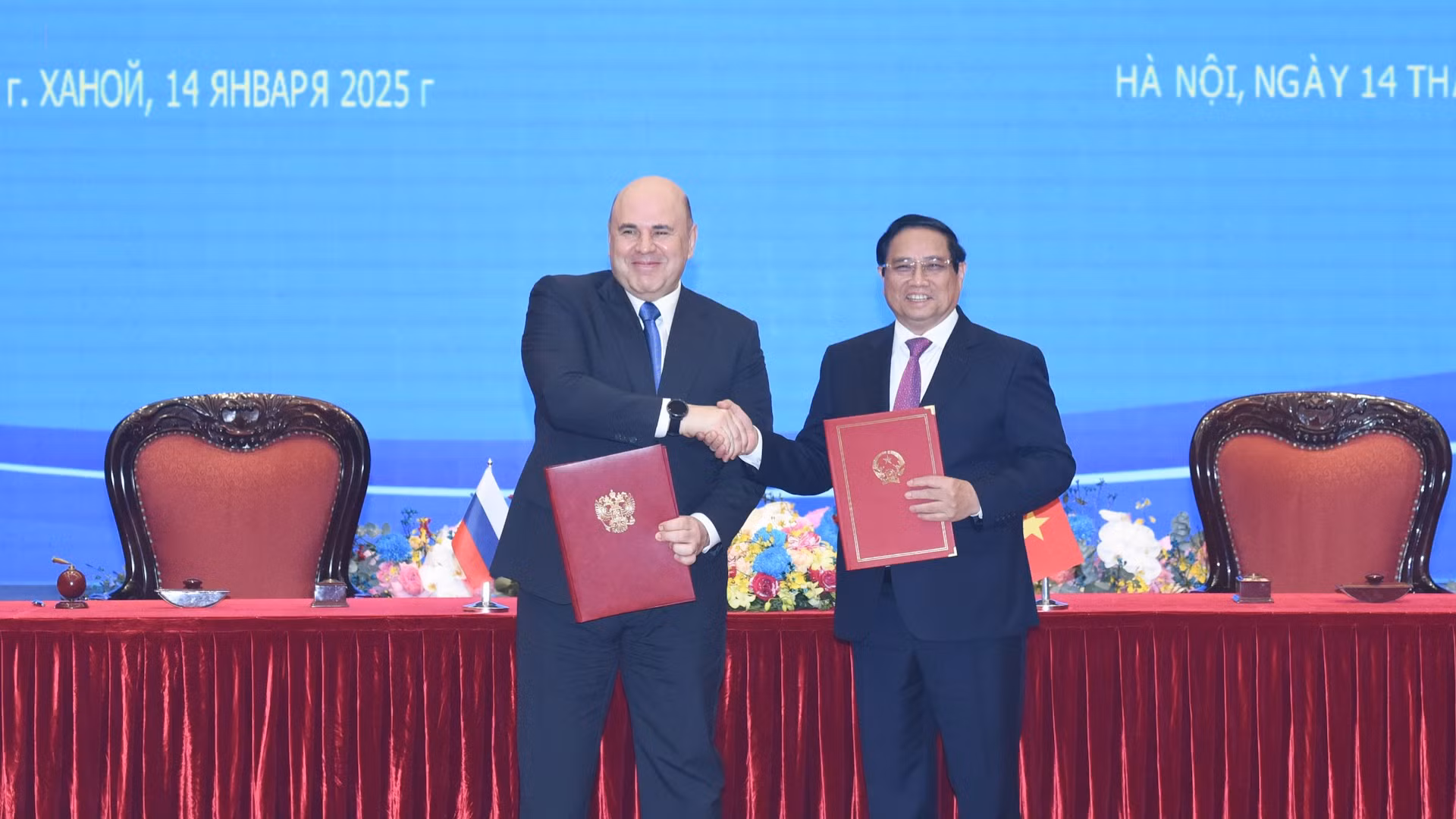 [Foto] Premieres de Vietnam y Rusia presencian firma de acuerdos bilaterales