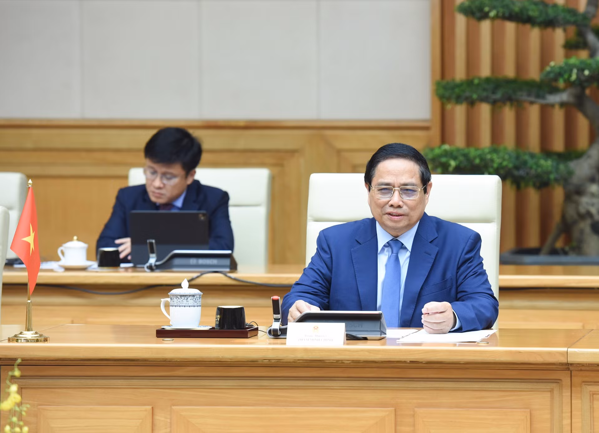 El jefe de Gobierno vietnamita en las conversaciones.
