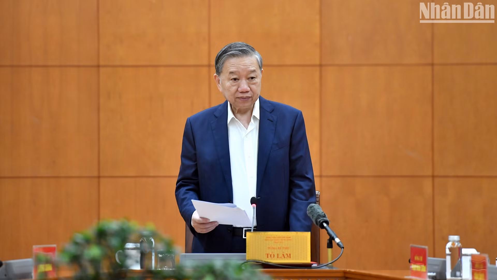 [Foto] Secretario general To Lam preside reunión del Subcomité de Personal del XIV Congreso Nacional del Partido