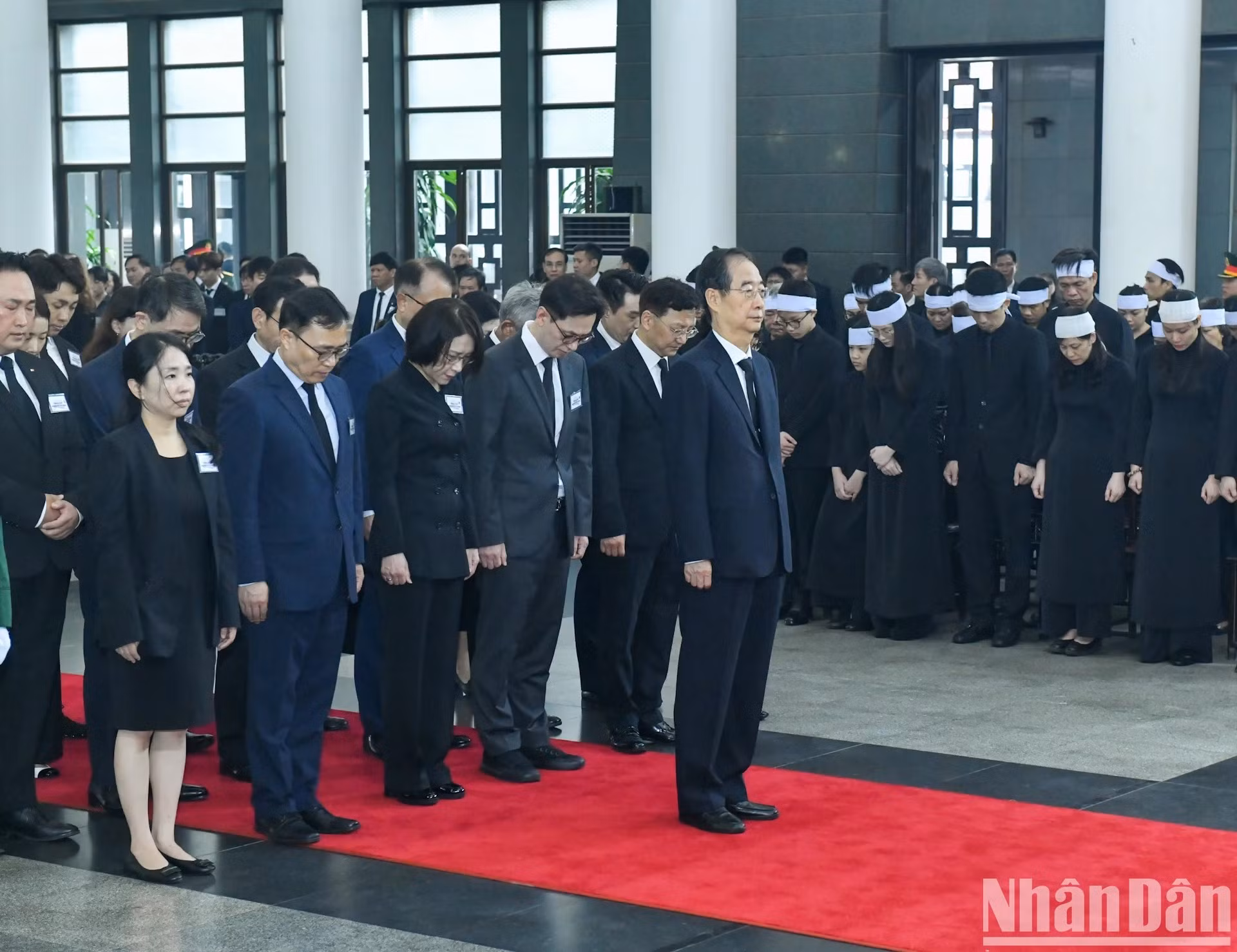 La delegación de Corea del Sur, encabezada por Han Duck Soo, primer ministro y enviado especial del Presidente de ese país.