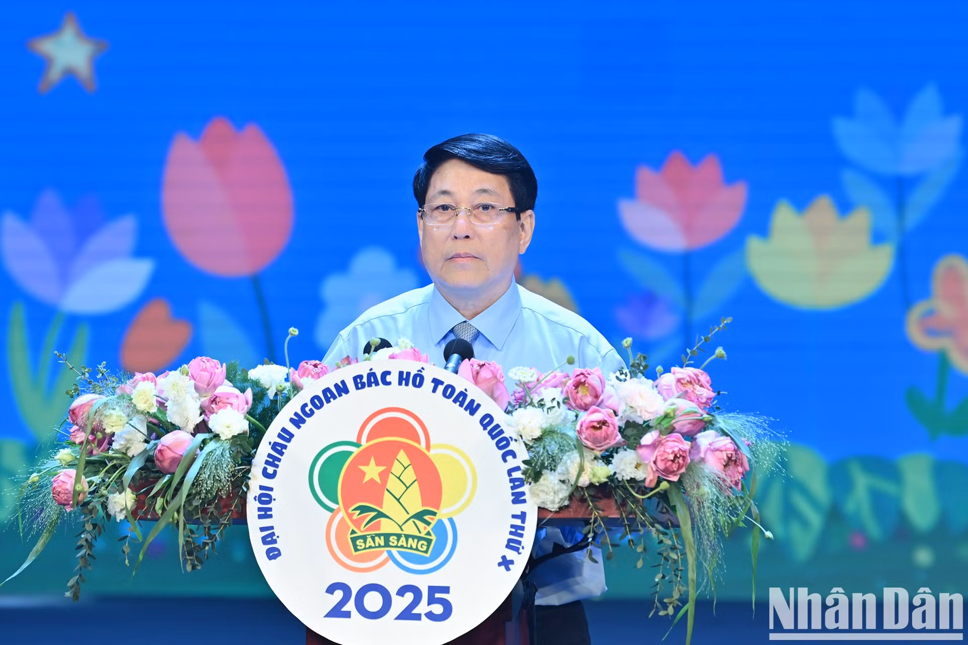 El presidente Luong Cuong da palabras.