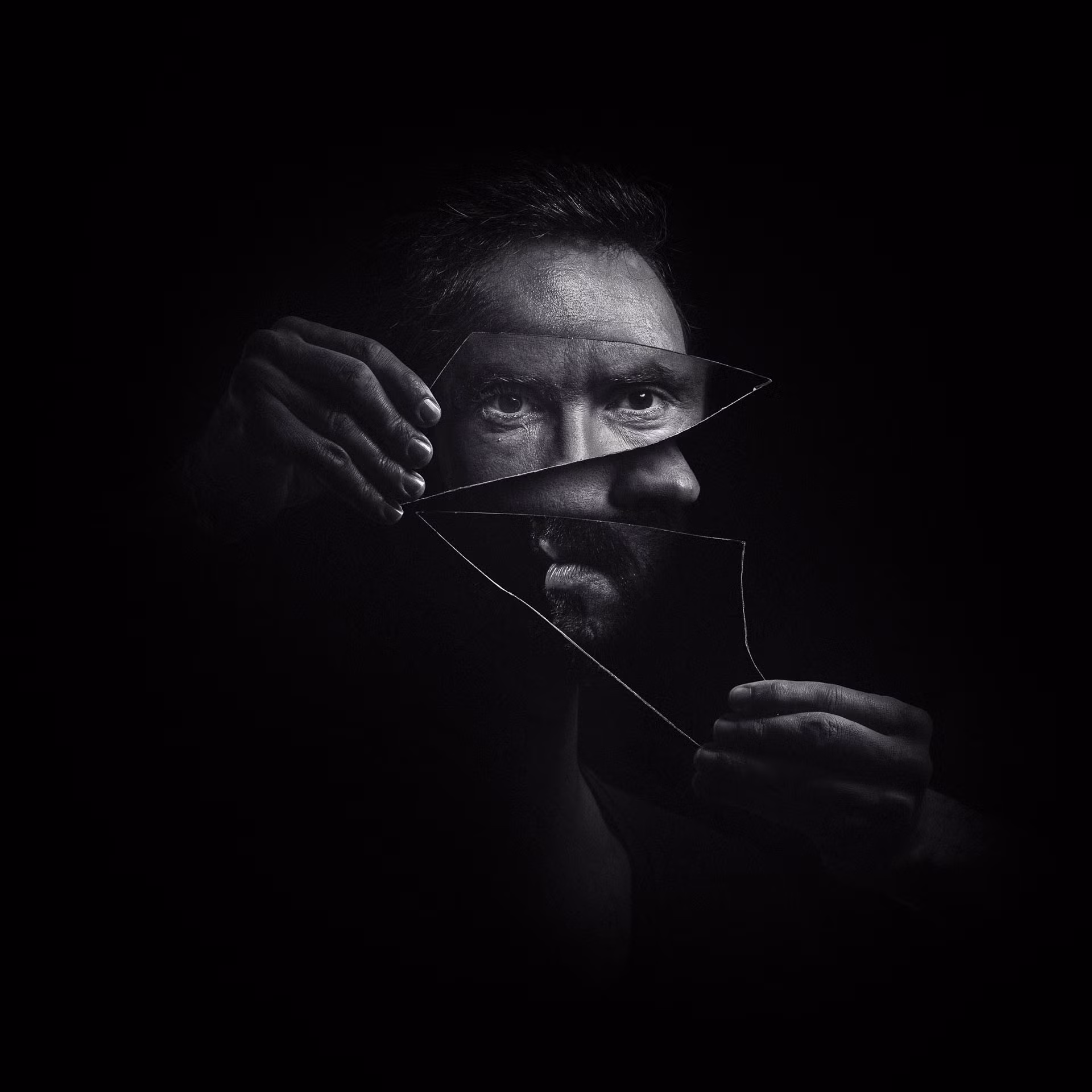 “Mirror”, oro de la FIAP en la categoría de foto monocromática de tema libre. Con esta pieza André Boto completa un trío de oros de las tres entidades calificadoras.