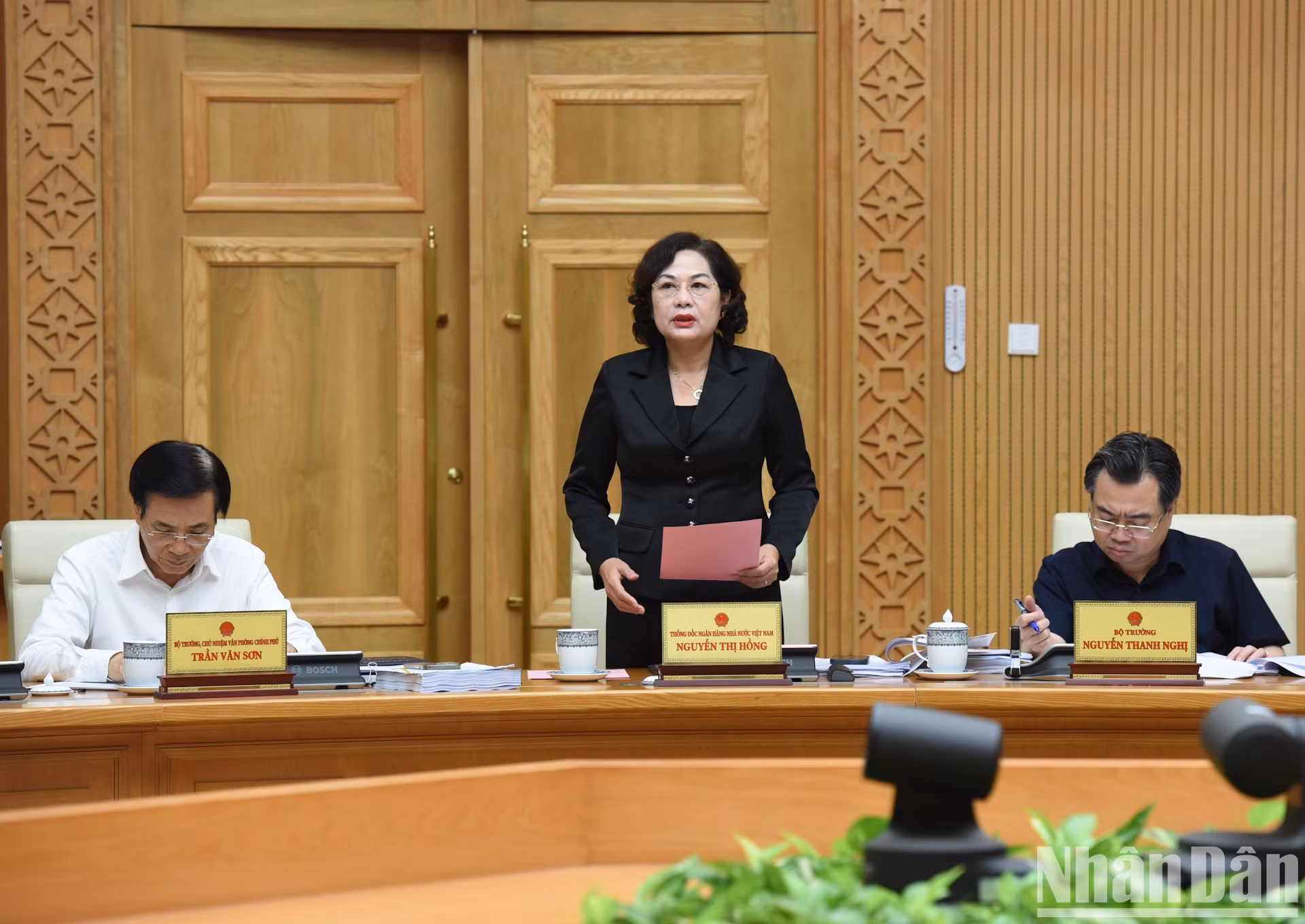 La gobernadora del Banco Estatal de Vietnam, Nguyen Thi Hong.