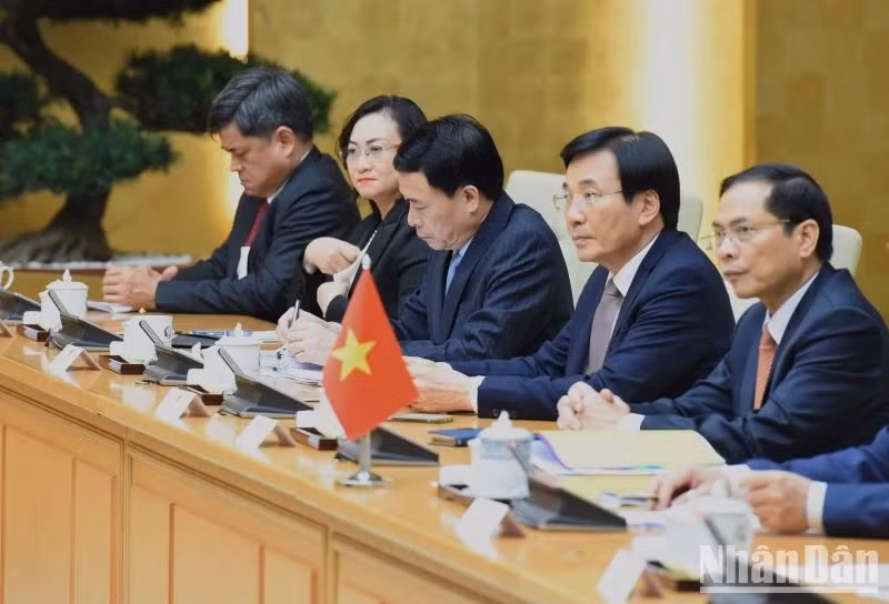 Miembros del Gobierno vietnamita.