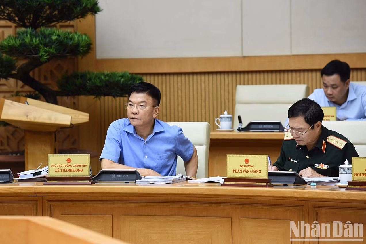 El vicepremier Le Thanh Long.