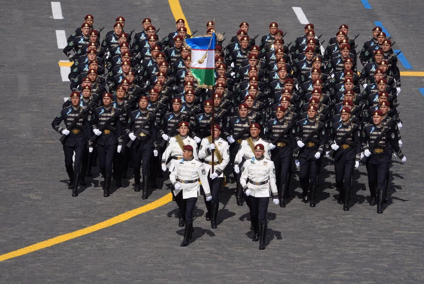 La delegación de Uzbekistán.