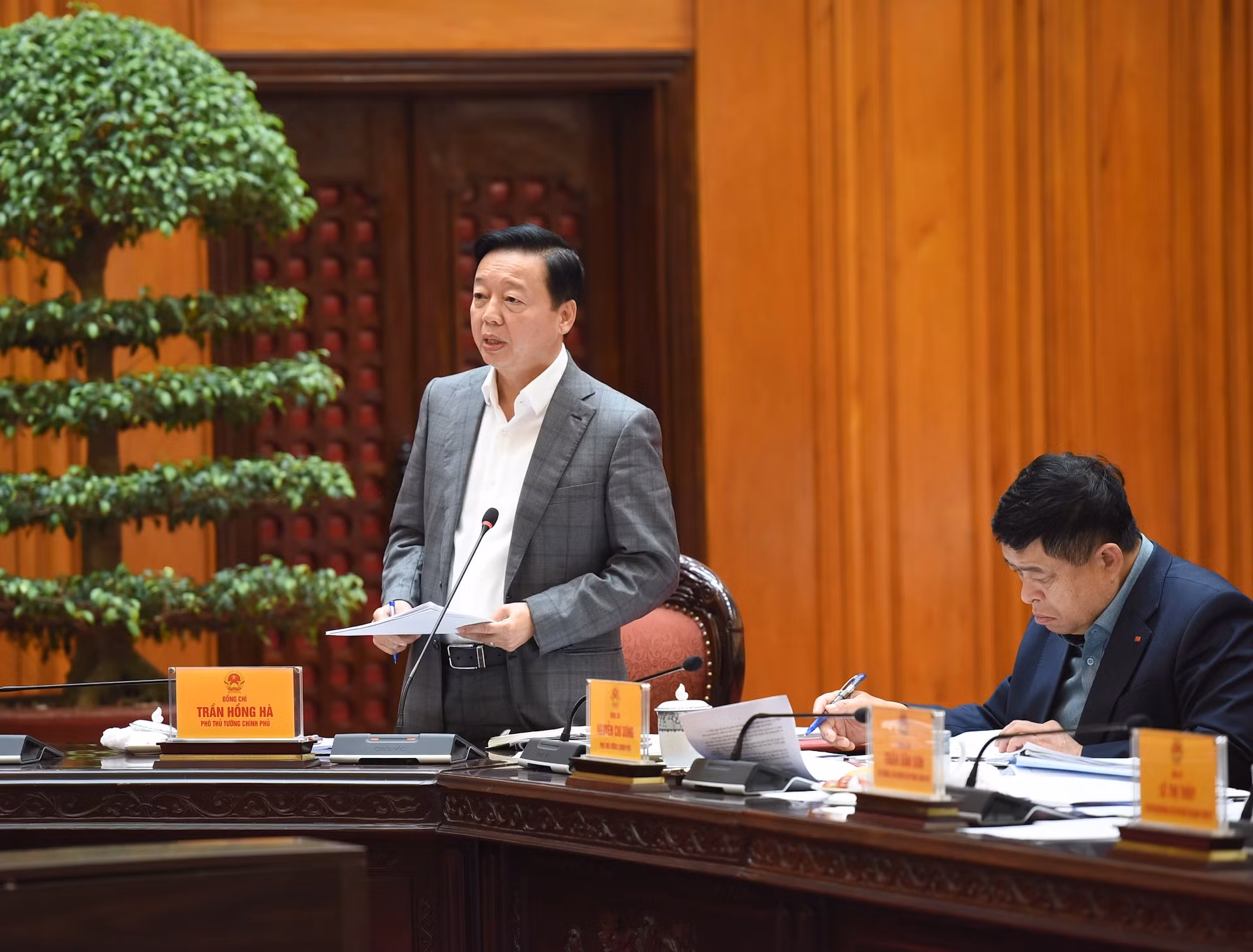 El vicepremier Tran Hong Ha.