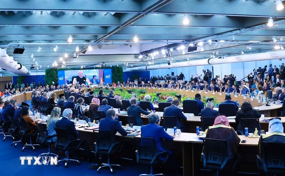 El debate se enmarca en la Cumbre del G20, en curso en Río de Janeiro, Brasil. El debate se enmarca en la Cumbre del G20, en curso en Río de Janeiro, Brasil.