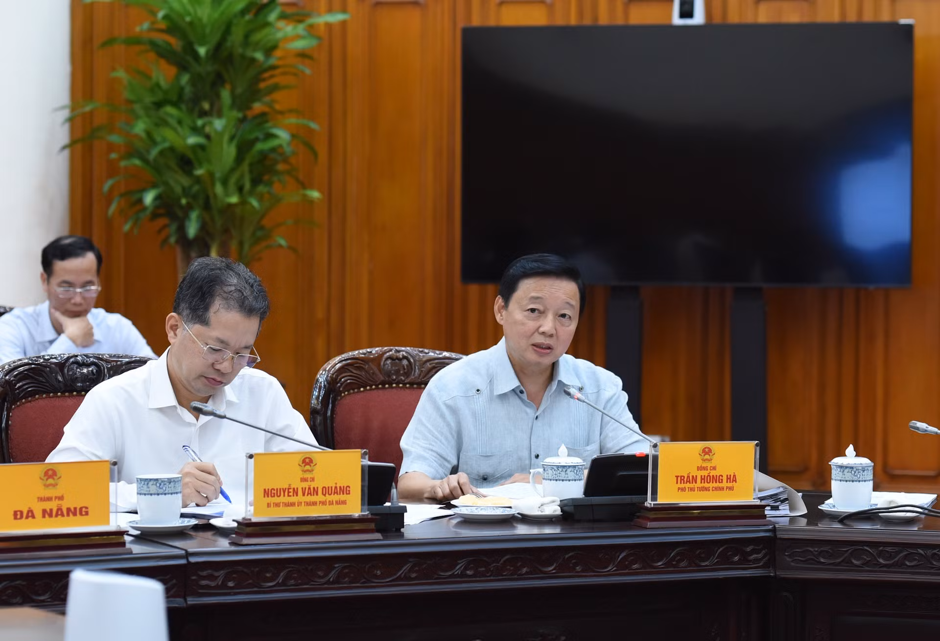 El vicepremier Tran Hong Ha.