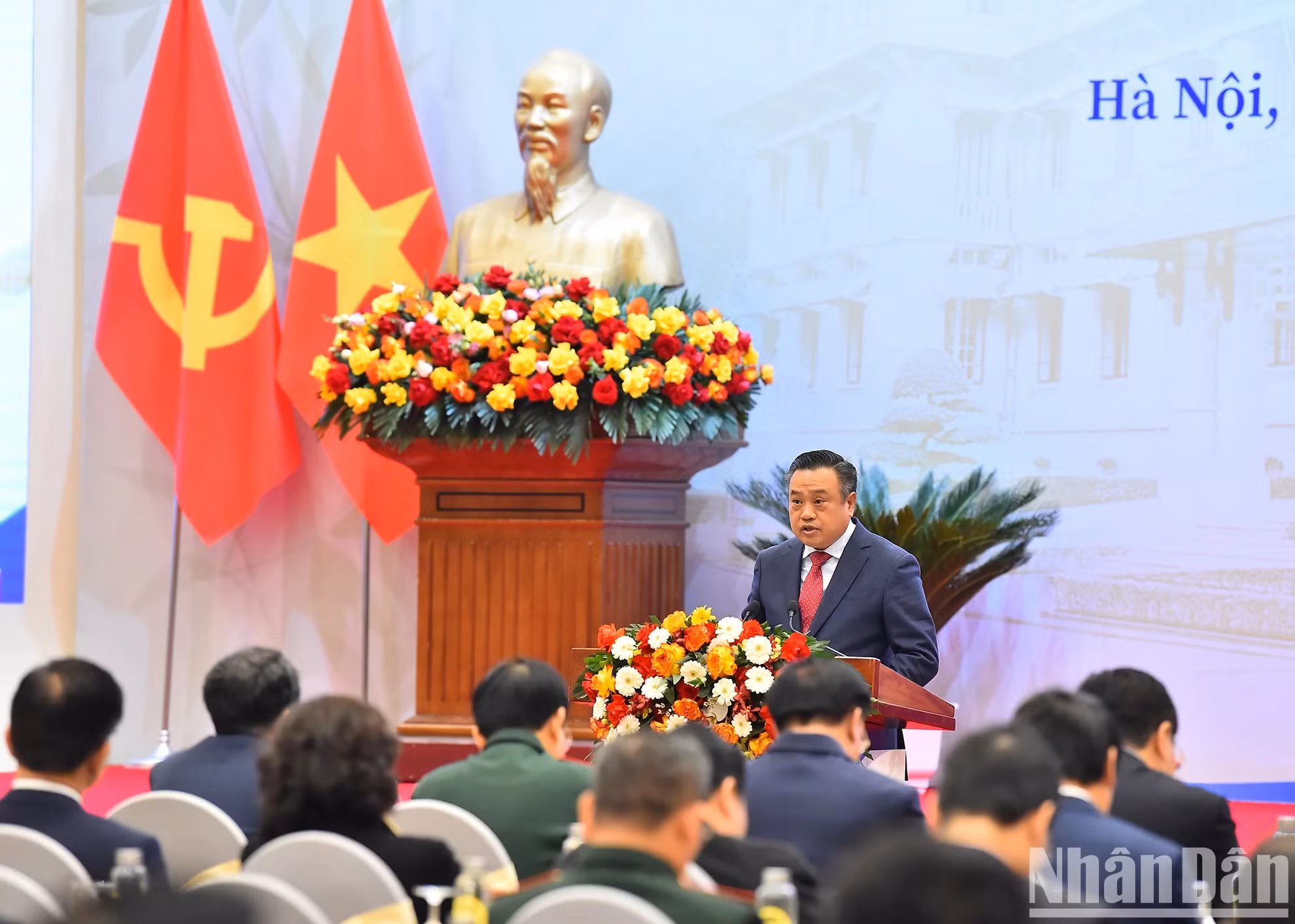 El presidente del Comité Popular de Hanói, Tran Sy Thanh. El presidente del Comité Popular de Hanói, Tran Sy Thanh.