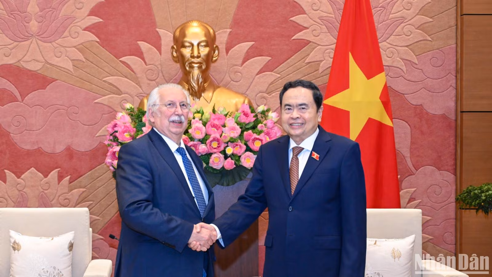 [Foto] Subjefe del Parlamento vietnamita recibe a expresidente de Cámara baja de Bélgica