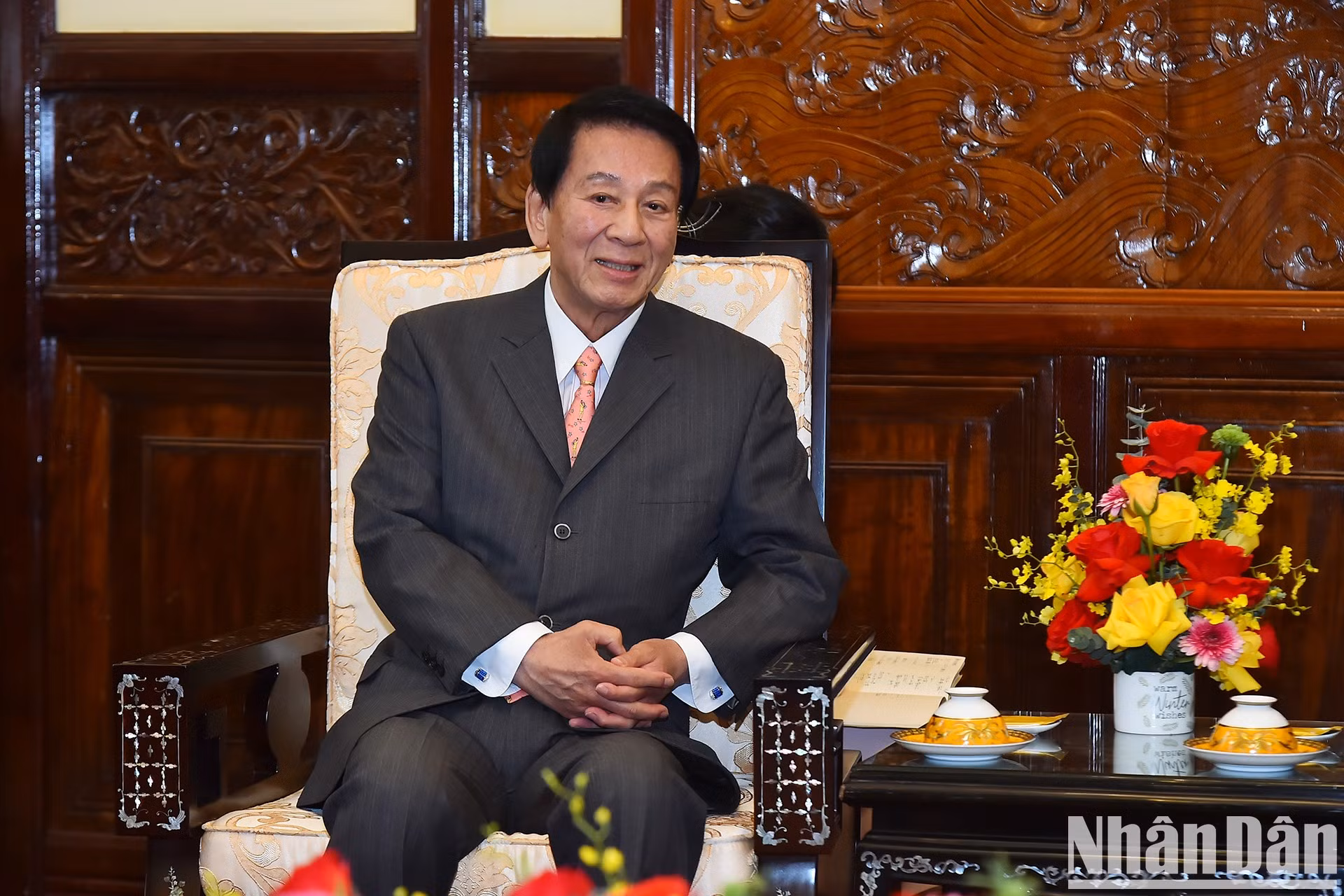 El exembajador especial de las relaciones Vietnam-Japón, Sugi Ryotaro, en la reunión. El exembajador especial de las relaciones Vietnam-Japón, Sugi Ryotaro, en la reunión.