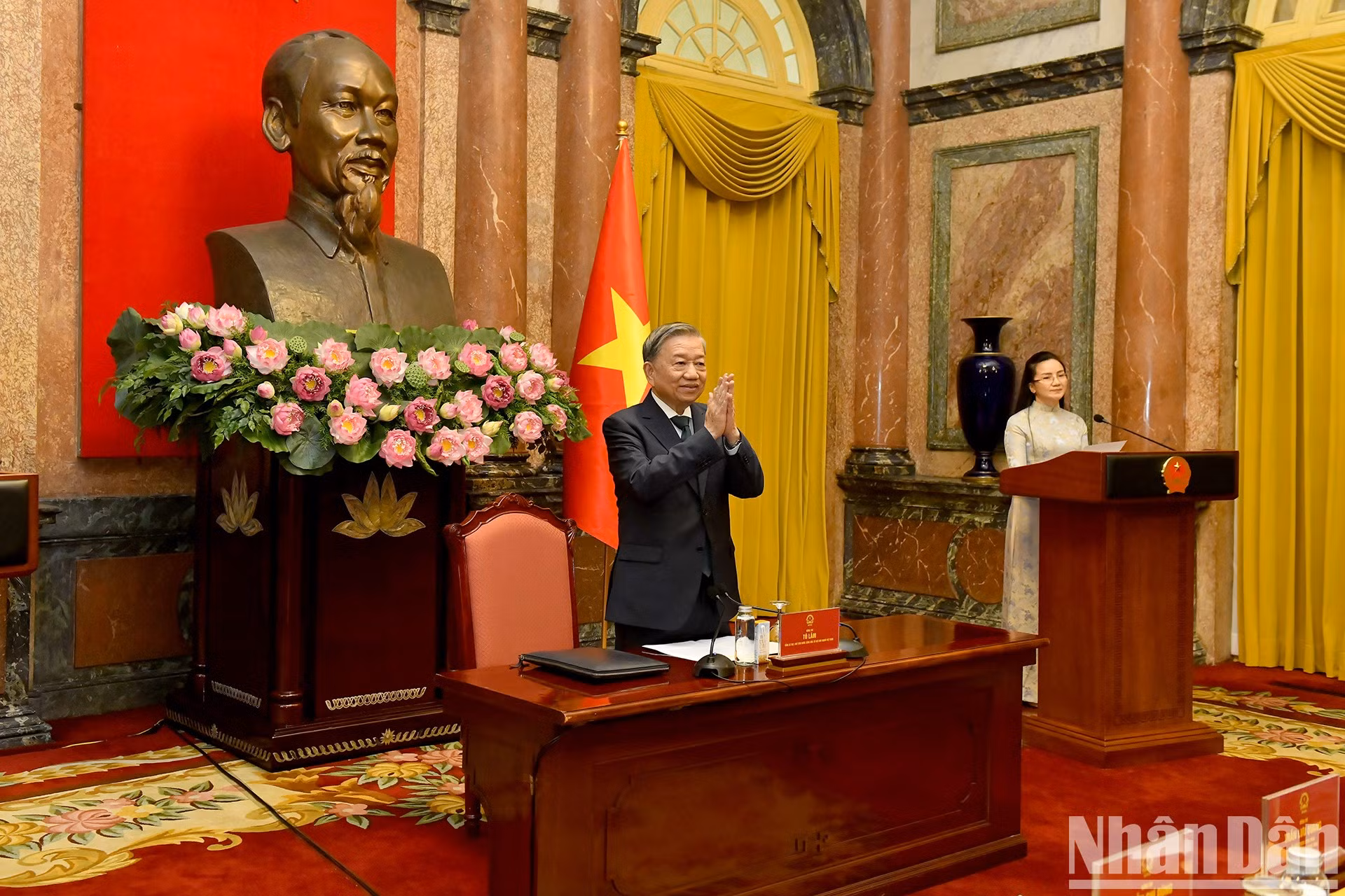 El secretario general del PCV y presidente de Vietnam, To Lam, en el encuentro.