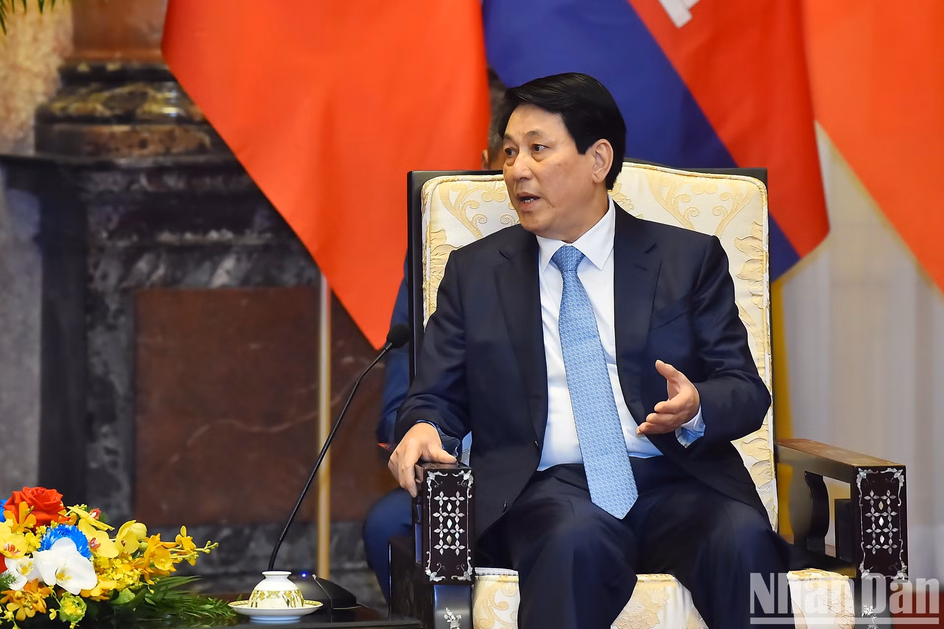 El presidente vietnamita, Luong Cuong, habla en la reunión.