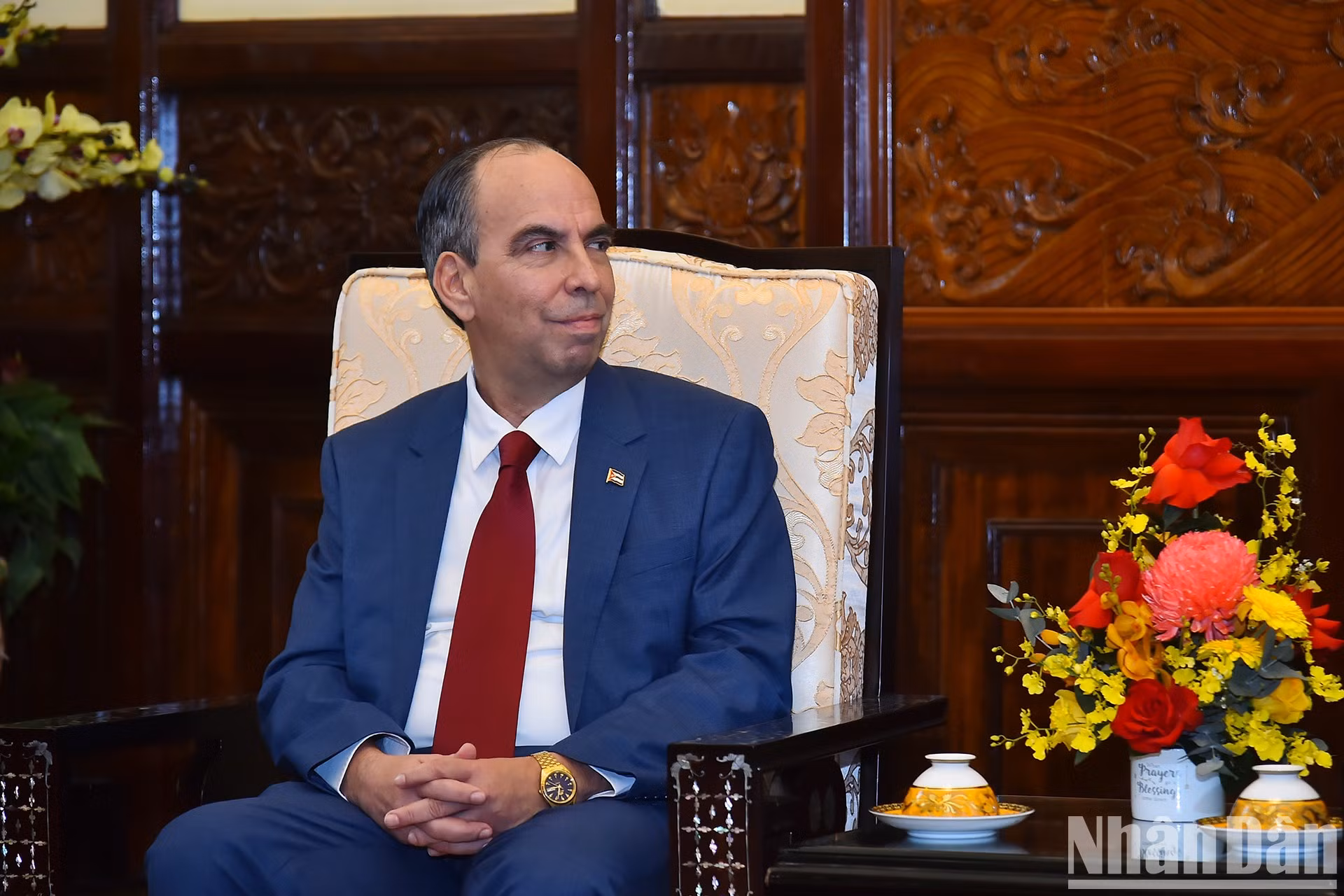 El embajador de Cuba en Vietnam, Rogelio Polanco Fuentes, interviene en el acto.