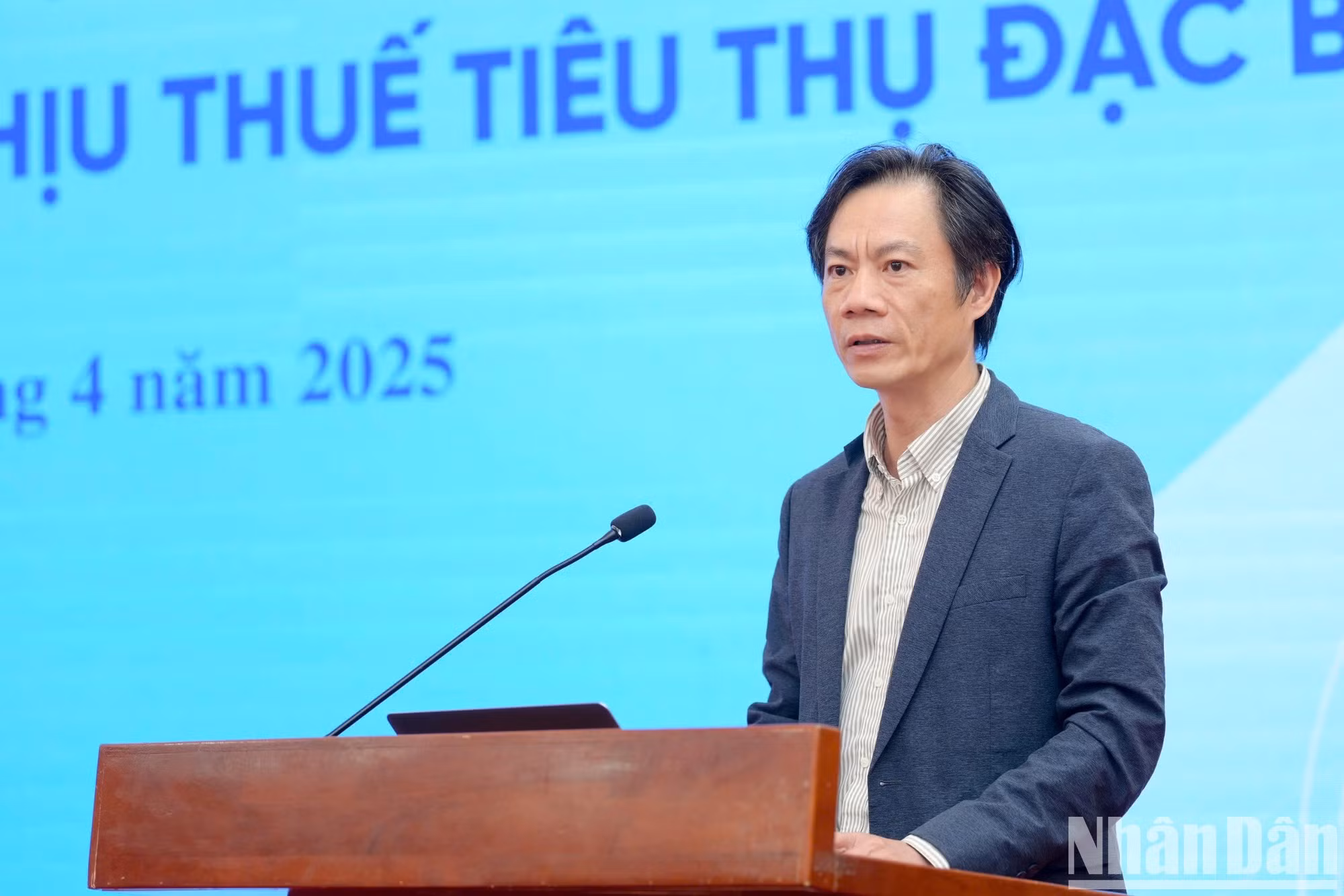 El doctor Le Duy Binh, experto económico y director ejecutivo de Economica Vietnam. El doctor Le Duy Binh, experto económico y director ejecutivo de Economica Vietnam.