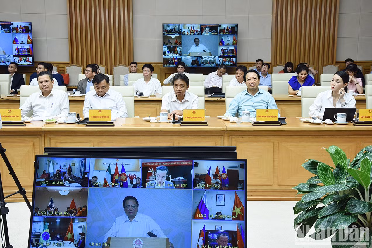 El jefe de Gobierno vietnamita, Pham Minh Chinh, en su intervención.