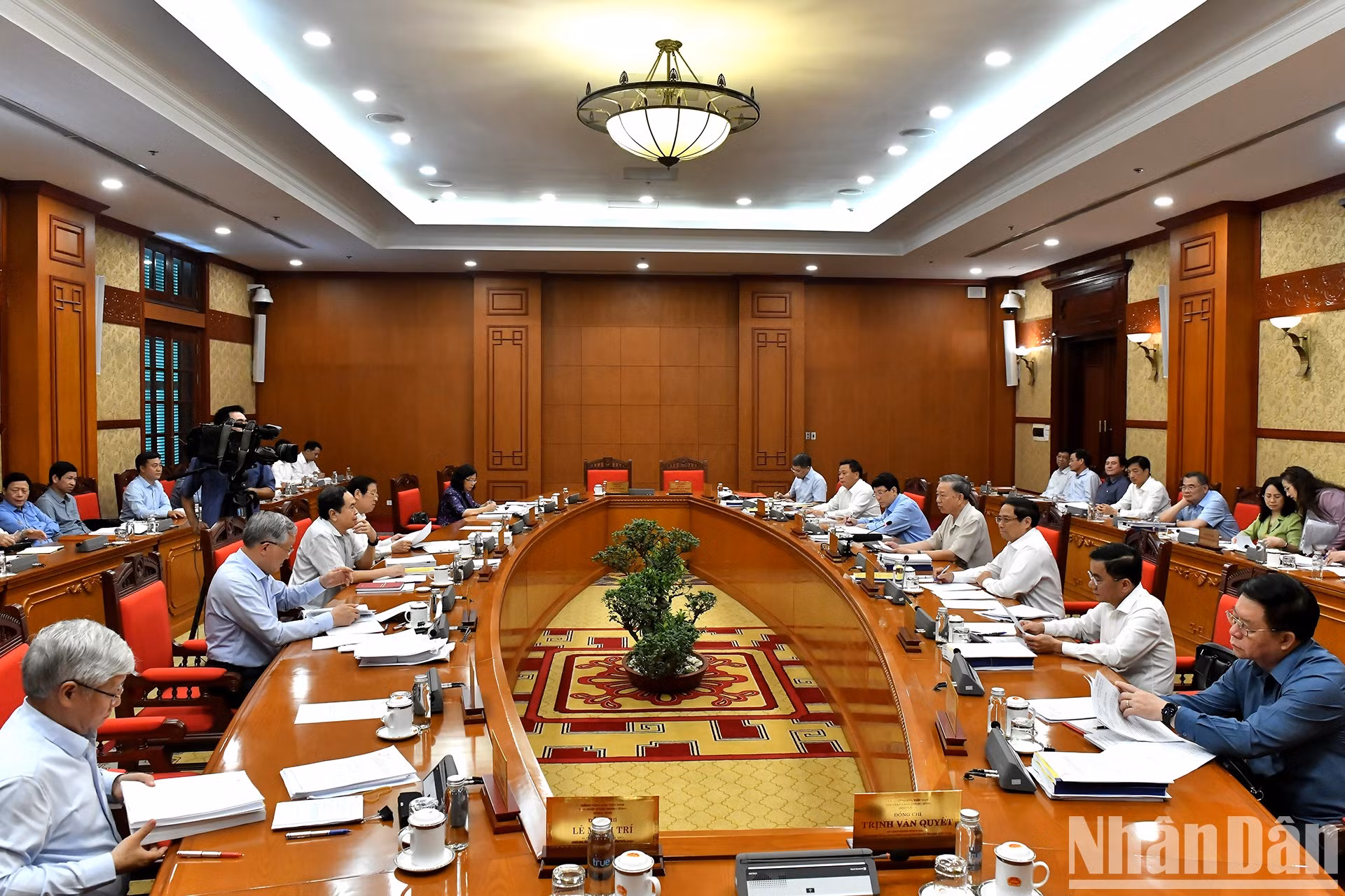 Escena de la reunión.