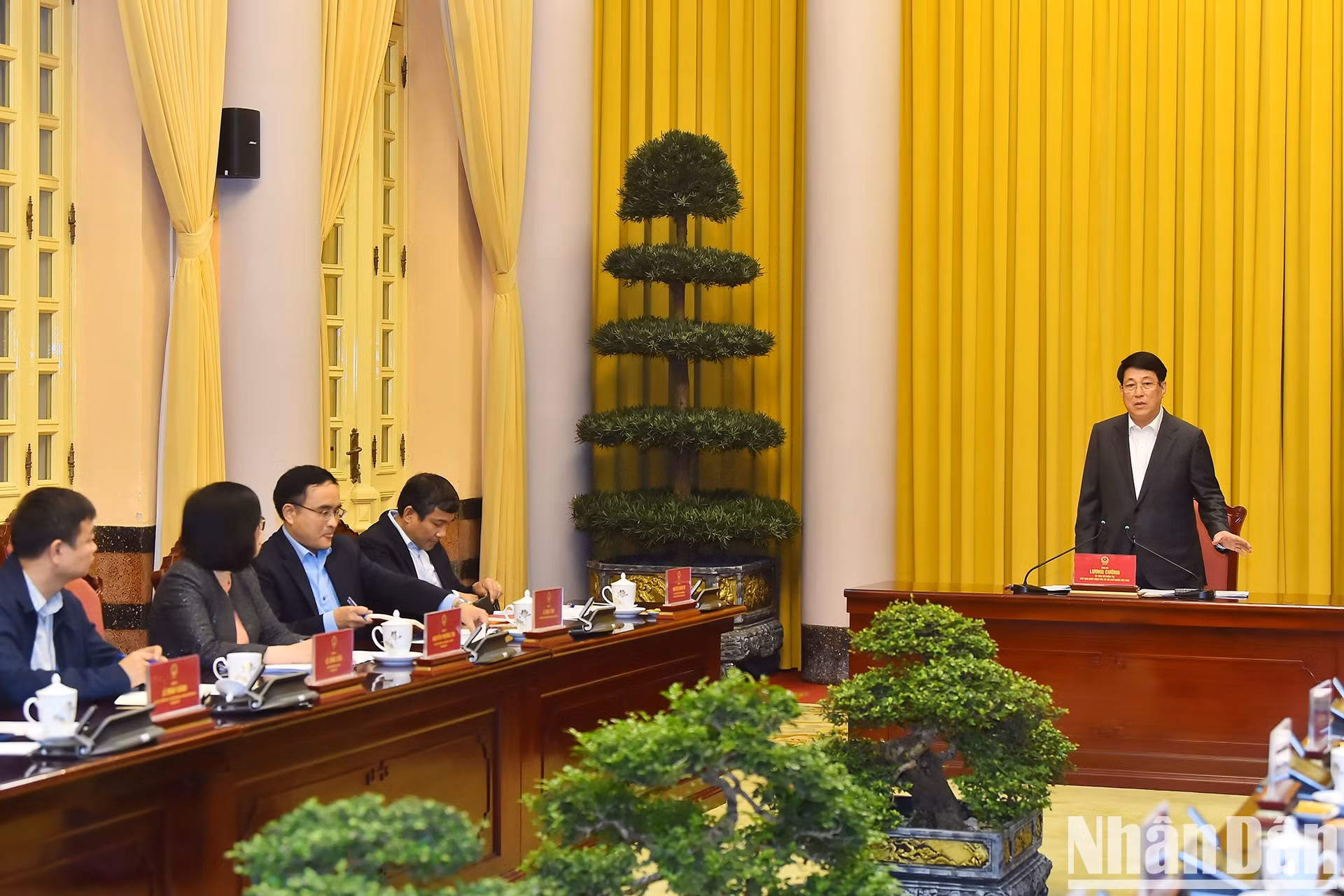 El presidente vietnamita, Luong Cuong, habla en el acto. El presidente vietnamita, Luong Cuong, habla en el acto.
