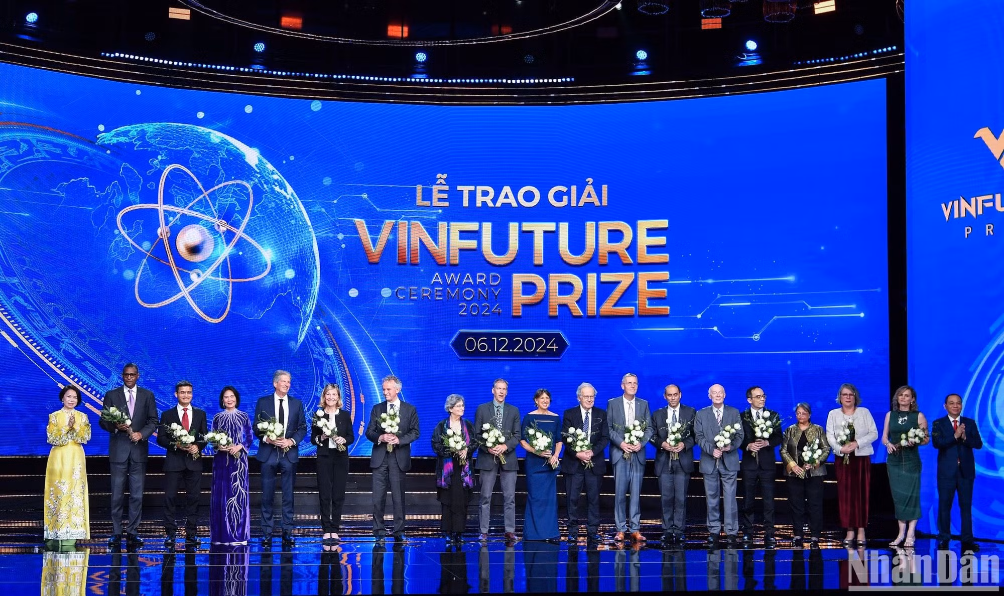 [Foto] Premier vietnamita asiste a ceremonia de entrega de Premios VinFuture 2024