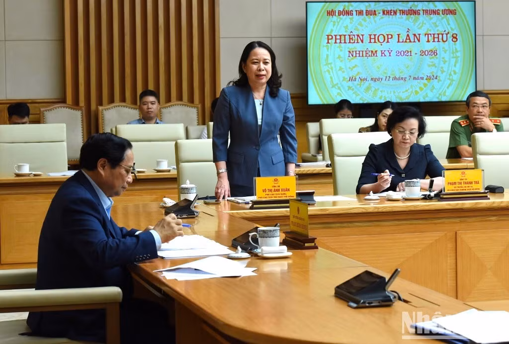 La primera vicepresidenta del Consejo Central de Emulación y Recompensas, Vo Thi Anh Xuan.