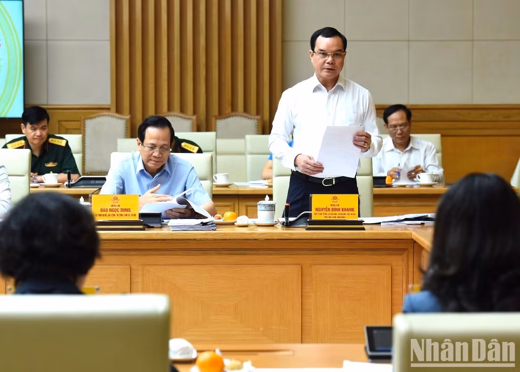 El presidente de la Confederación General del Trabajo de Vietnam, Nguyen Dinh Khang.