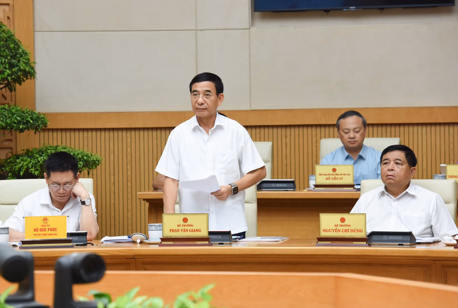 El ministro de Defensa, Phan Van Giang. El ministro de Defensa, Phan Van Giang.