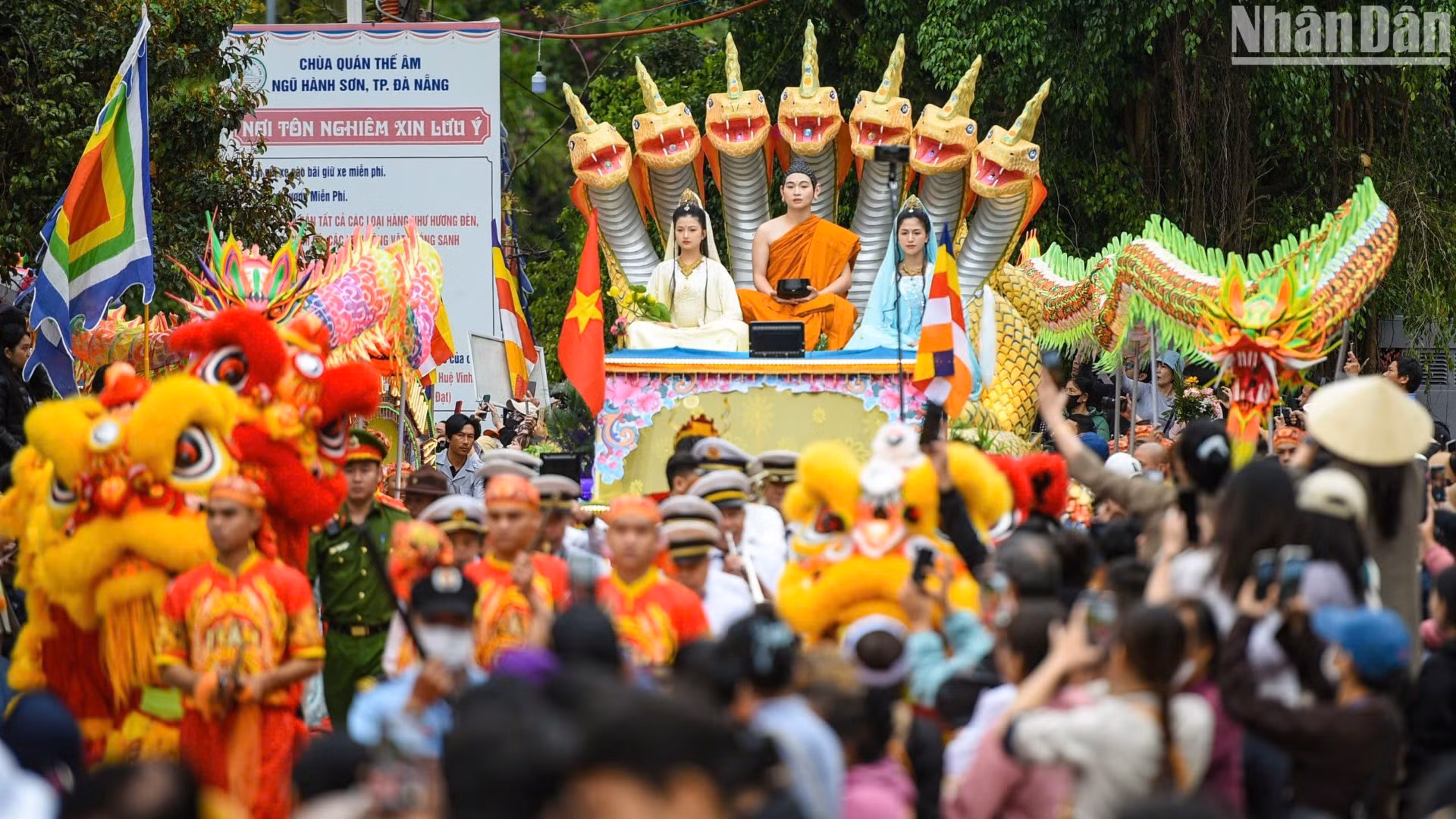 [Foto] Miles de budistas asisten a Festival de Quan The Am en ciudad vietnamita