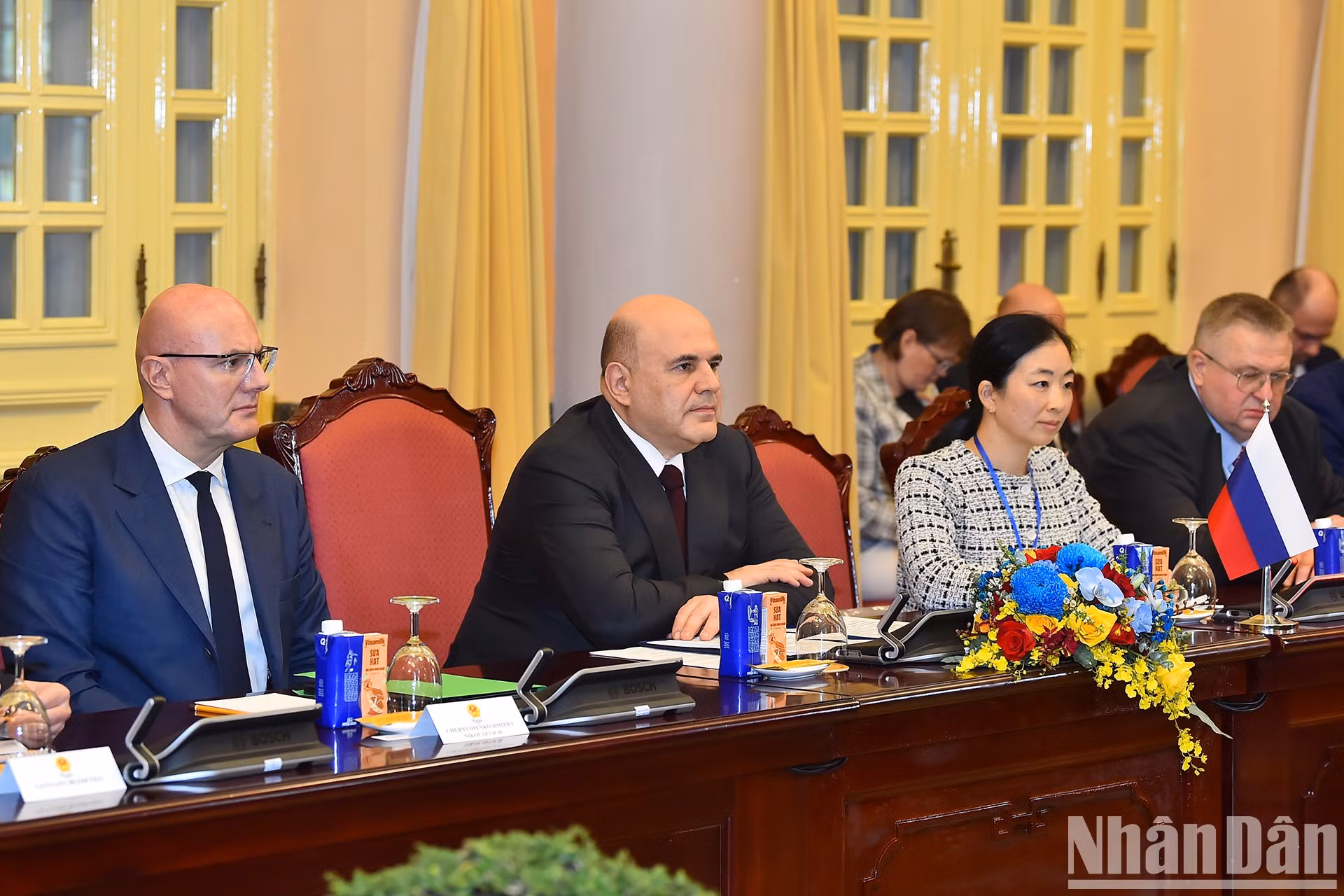 El primer ministro ruso, Mijail Vladimirovich Mishustin, interviene en la reunión. El primer ministro ruso, Mijail Vladimirovich Mishustin, interviene en la reunión.