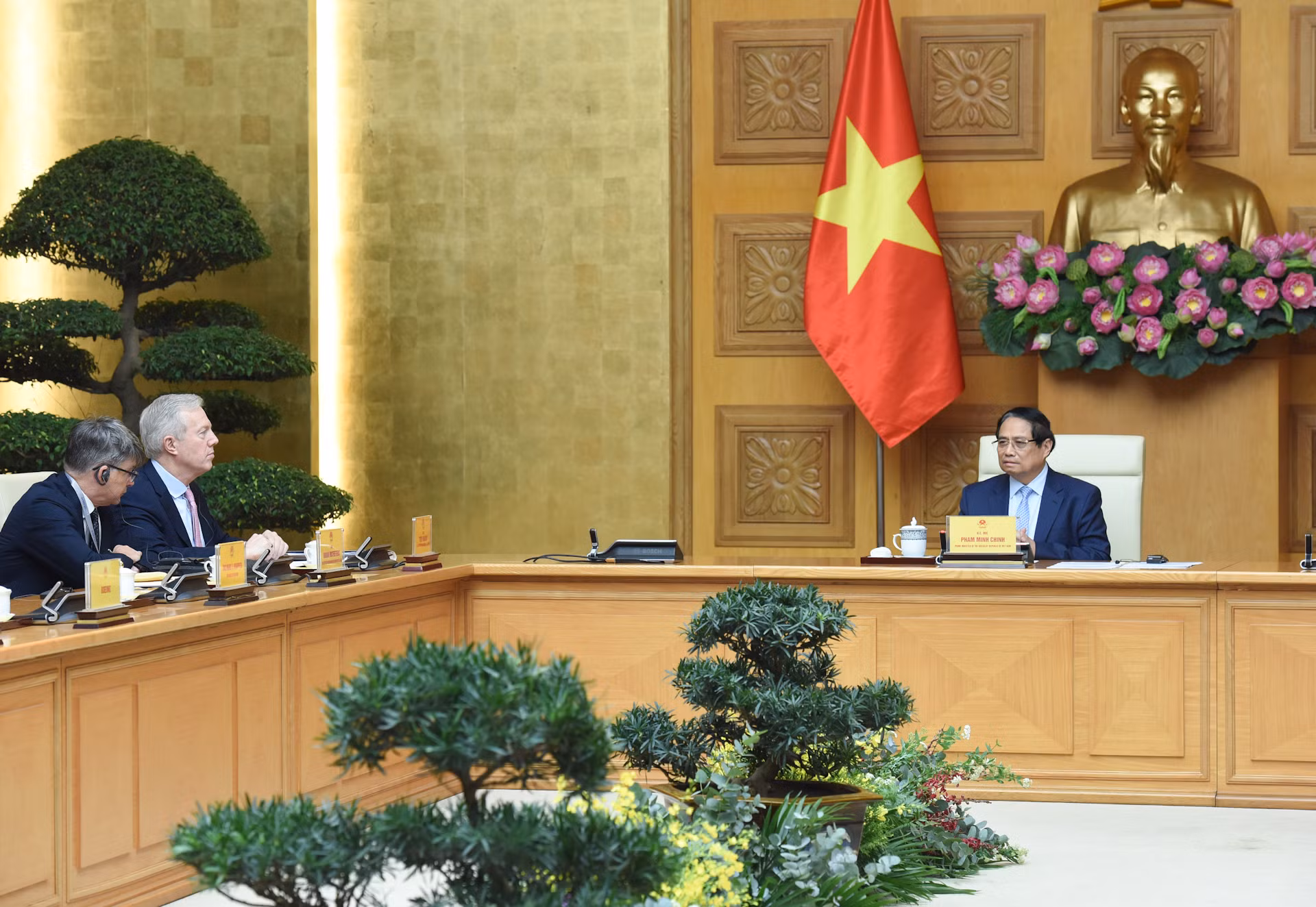 [Foto] Premier vietnamita recibe a delegación del Consejo Empresarial Estados Unidos-Asean