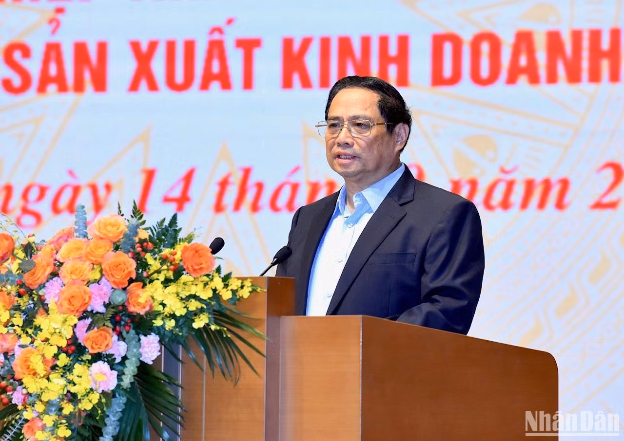 El premier vietnamita, Pham Minh Chinh, habla en la cita