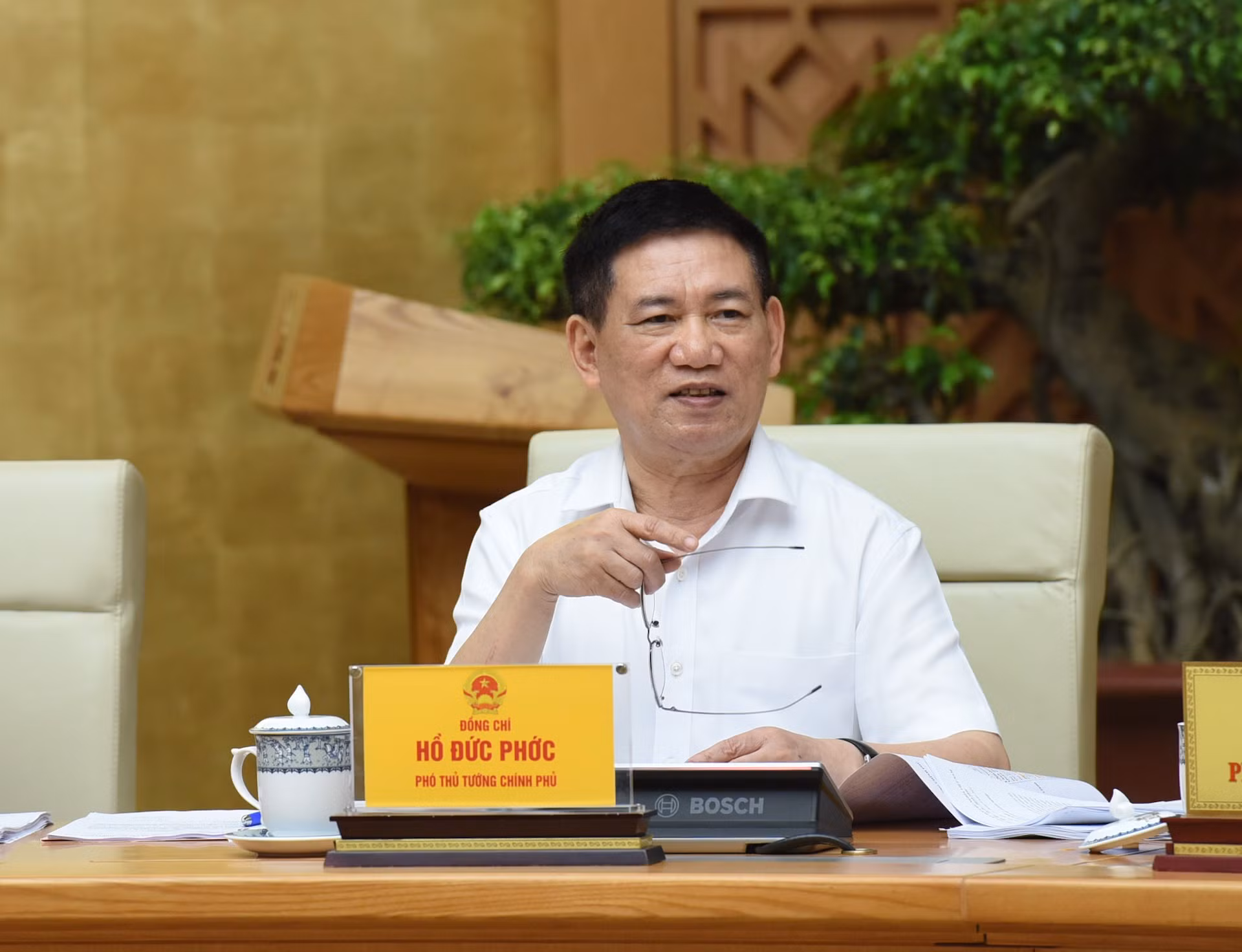 El viceprimer ministro Ho Duc Phoc. El viceprimer ministro Ho Duc Phoc.