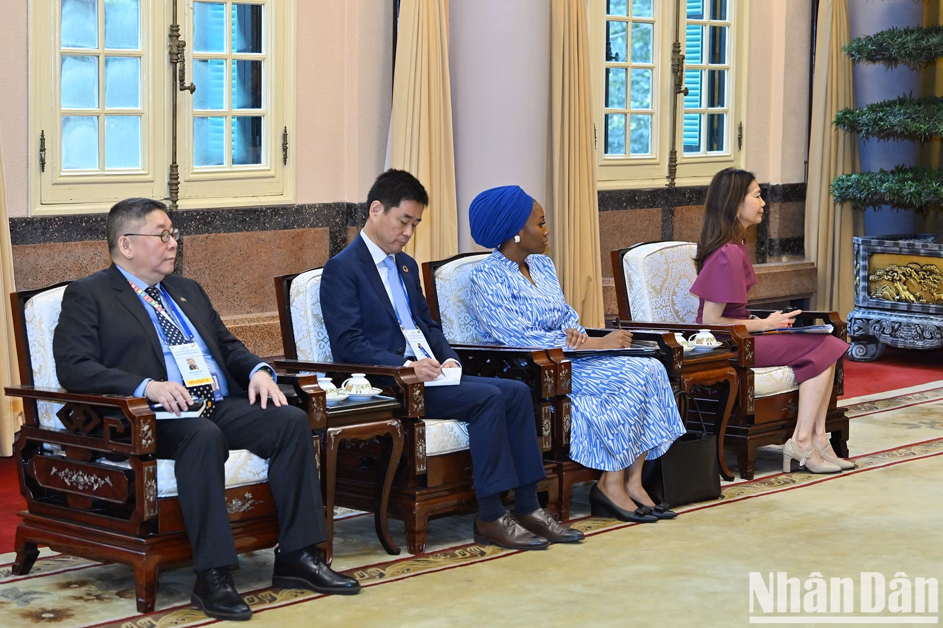 Los delegados que acompañan a la vicesecretaria general de la ONU, Amina J. Mohammed.
