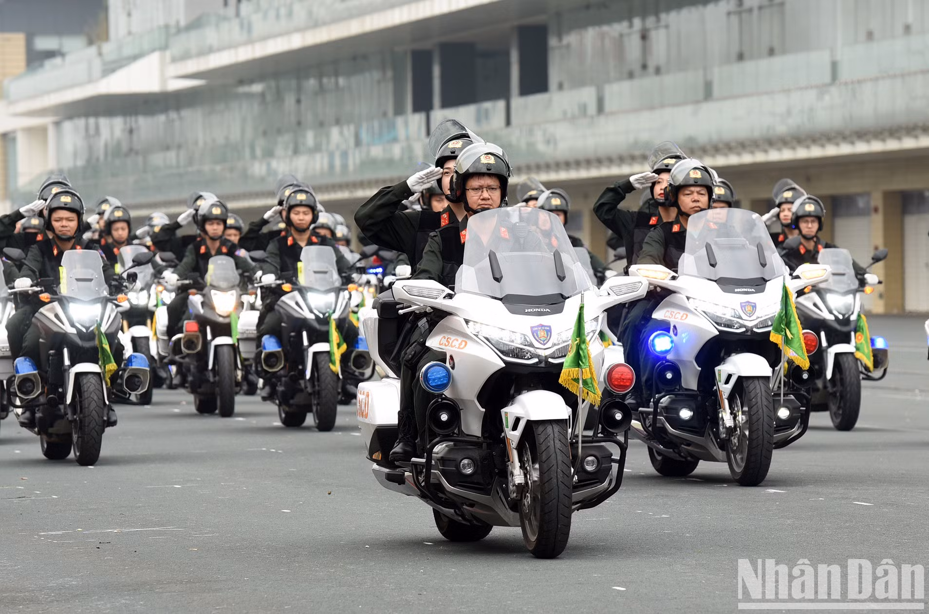 Las motos patrullas.