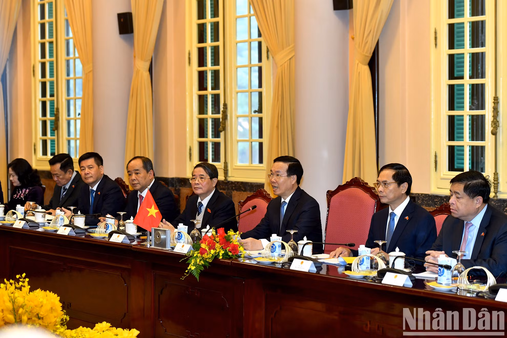 Delegación vietnamita de alto rango. Delegación vietnamita de alto rango.