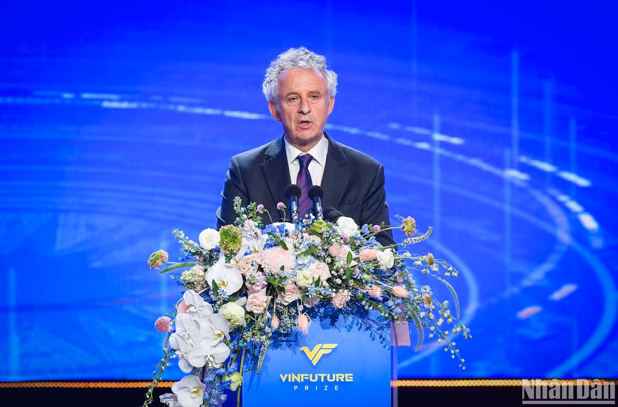 El profesor Sir Richard Henry Friend, presidente del Consejo de los Premios VinFuture, resaltó que en esta edición se recibieron cerca de 1500 nominaciones de diversos países y campos. La influencia global otorga a los Premios VinFuture un estatus especial.